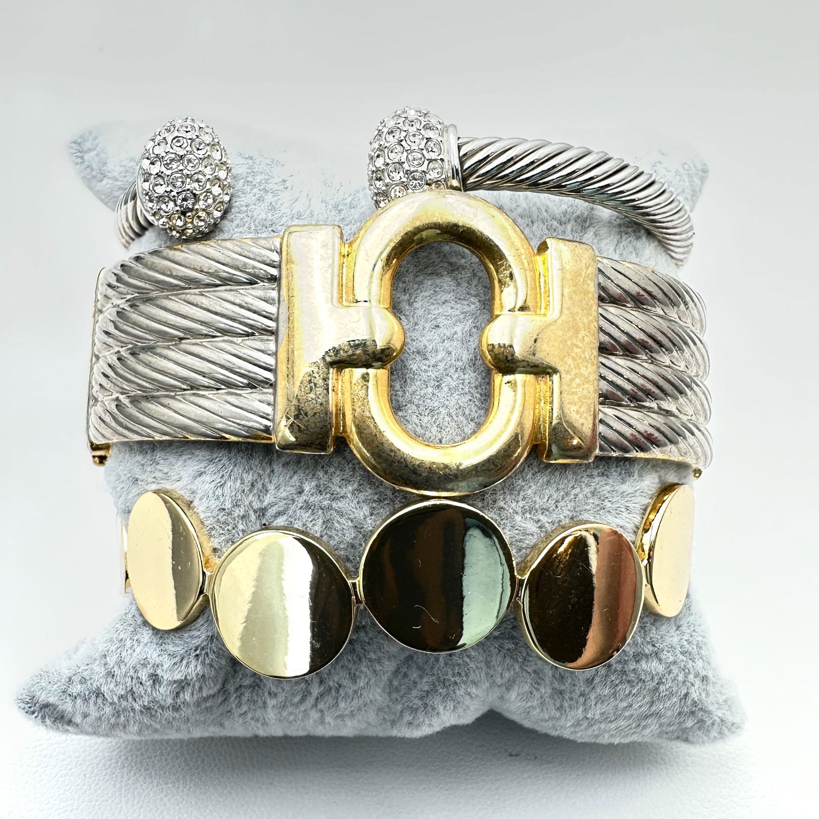 Vintage Group Collection of Bracelets: Vintage Group Collection of Bracelets