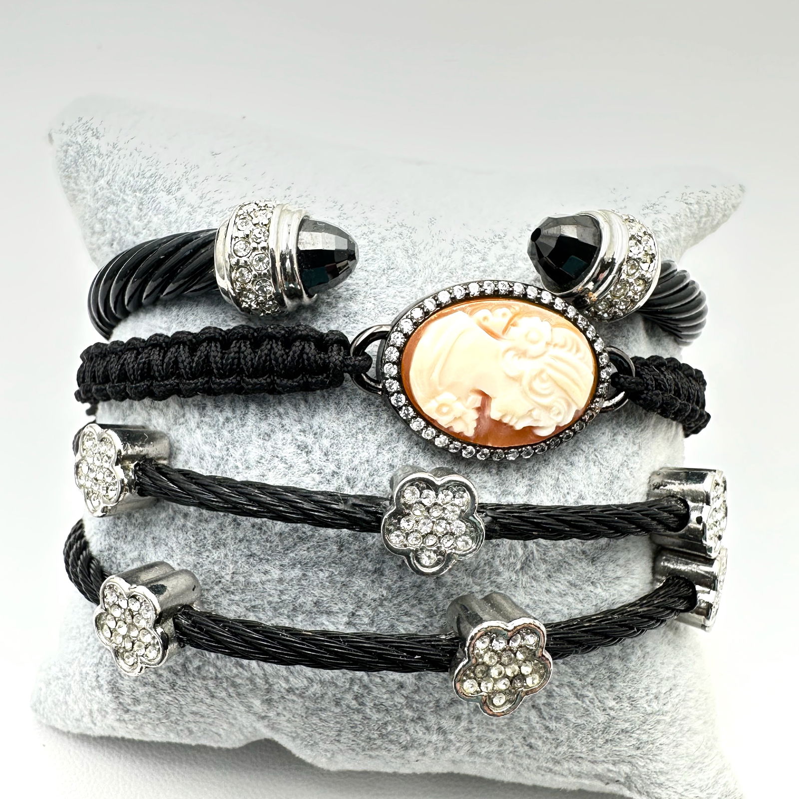 Vintage Group Collection of Bracelets: Vintage Group Collection of Bracelets