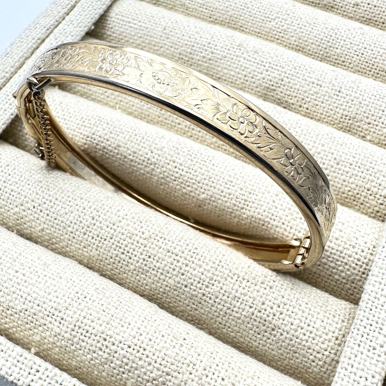 Vintage Gold Filled Bangle Bracelet 6.5 Inch (1 of 2)