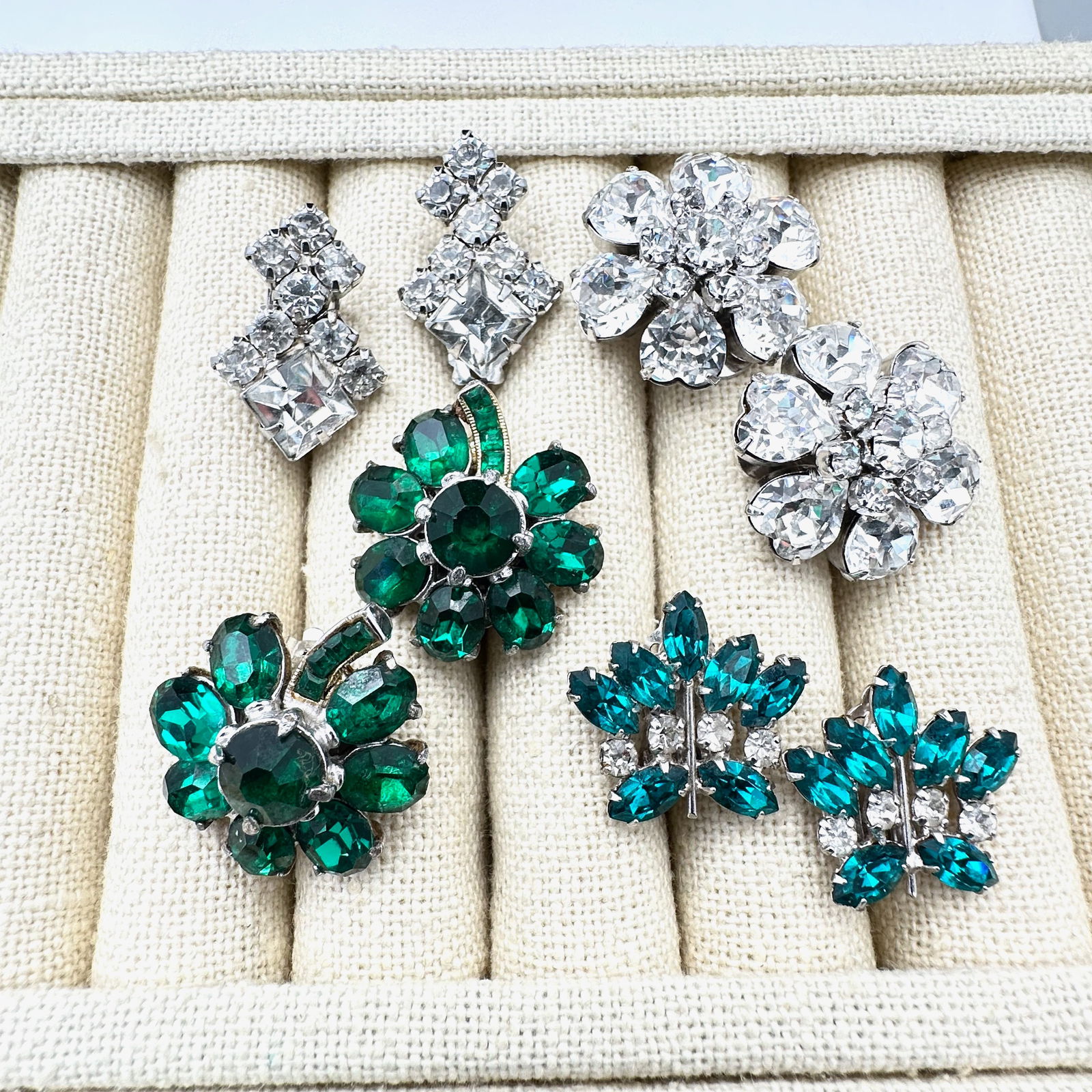 Jewelry Group Lot of Earrings (1 of 2)