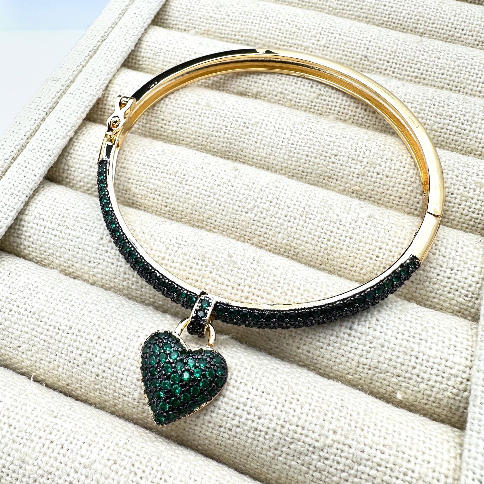 Gold Plated Green Crystal Heart Charm Hinged Bangle Bracelet 7 Inch (1 of 2)