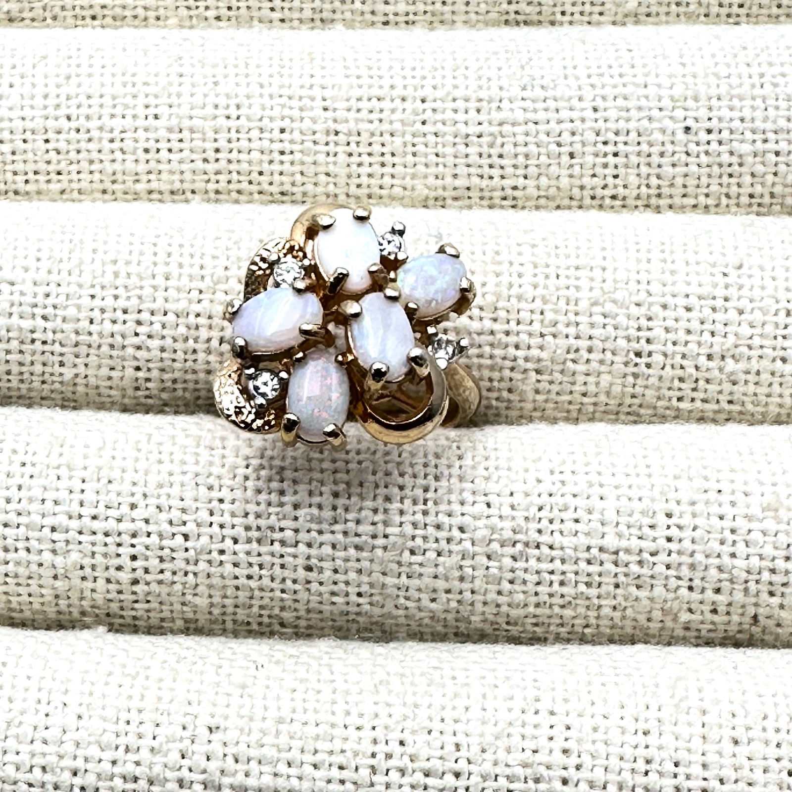 Vintage Esposito Gold Plated Opal Costume Ring Size 5: Vintage Esposito Gold Plated Opal Costume Ring Size 6