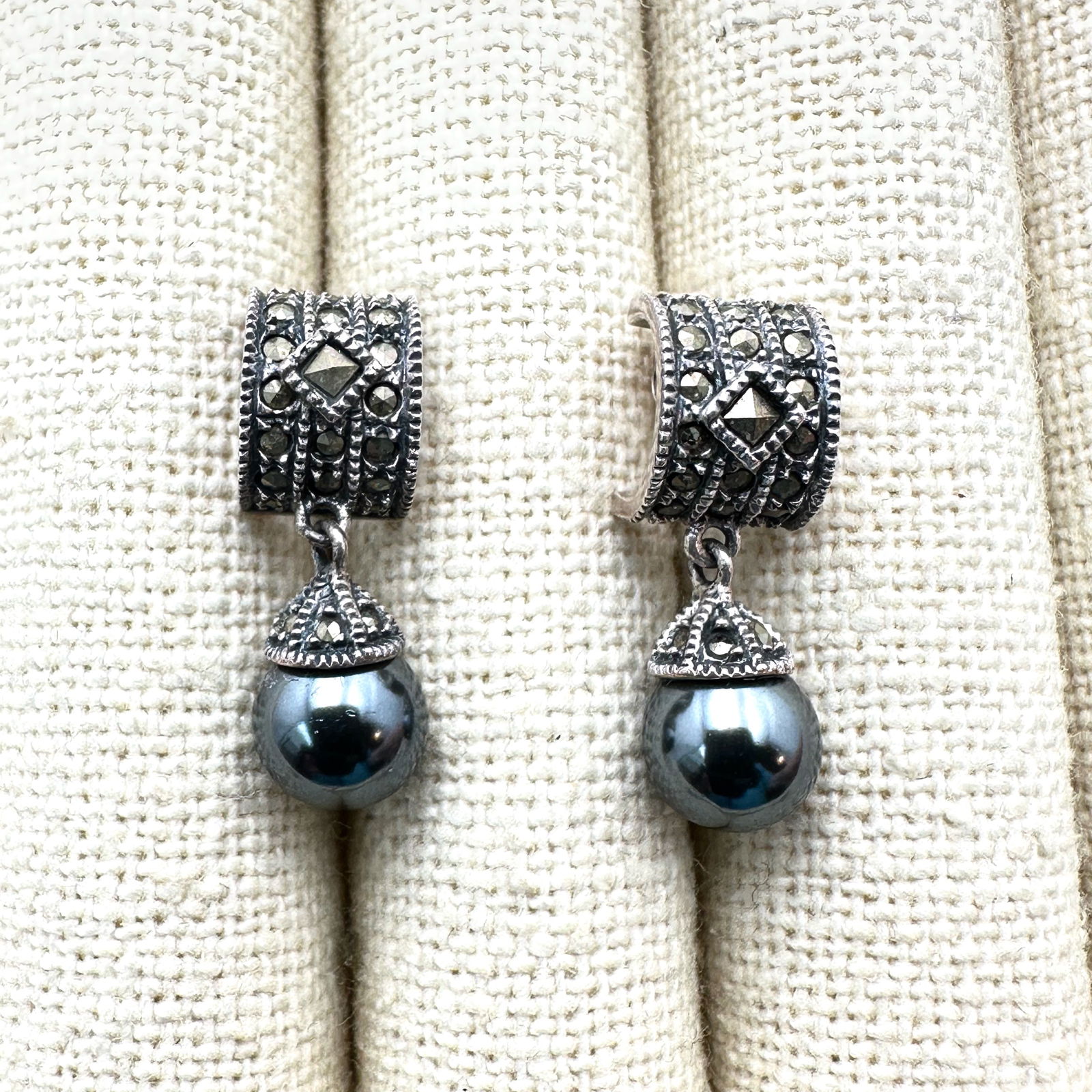 Judith Jack Black Pearl Marcasite Sterling Silver Pierced Earrings 1 inch (1 of 2)