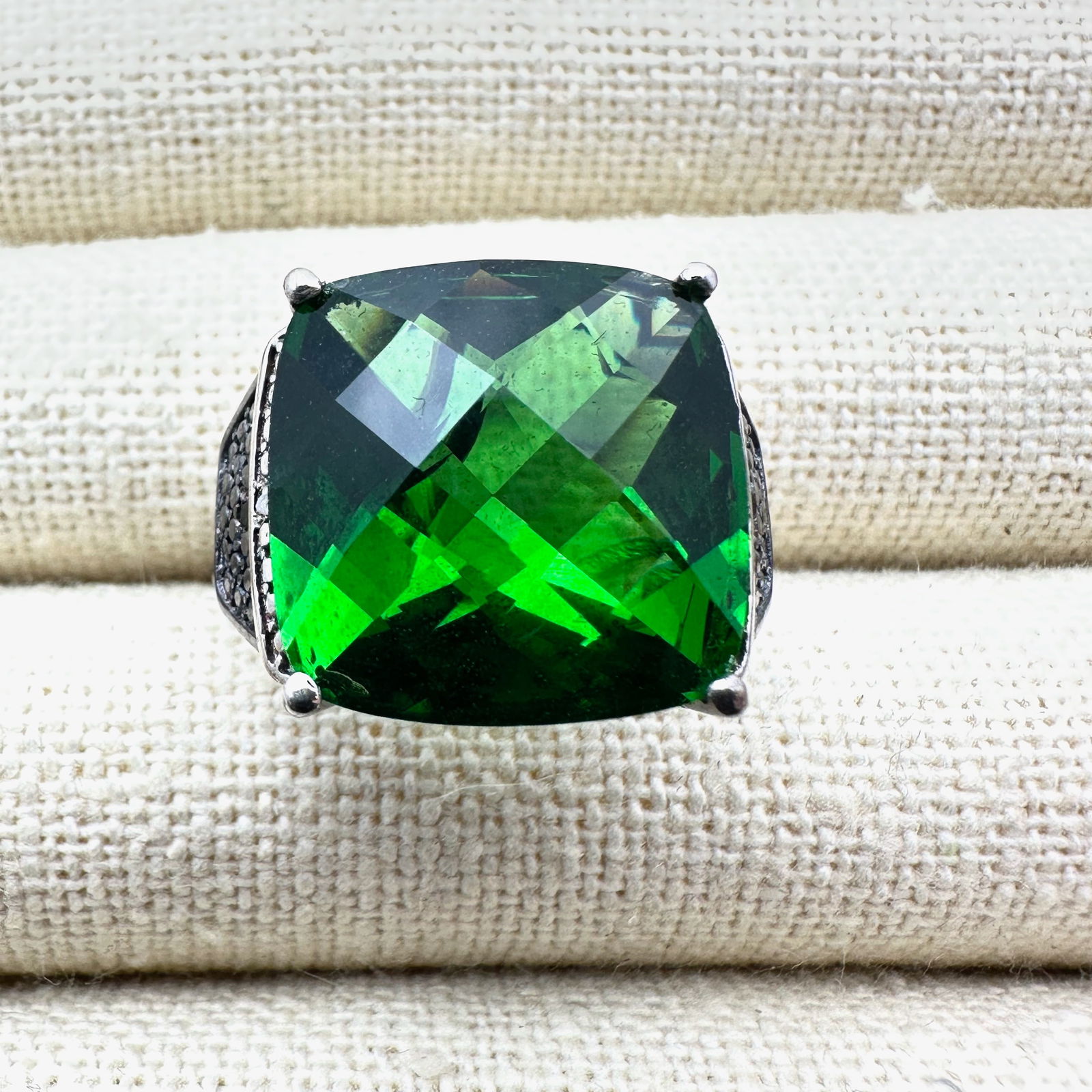 Green Gemstone Black Spinel Sterling Silver Ring Size 10 (1 of 2)