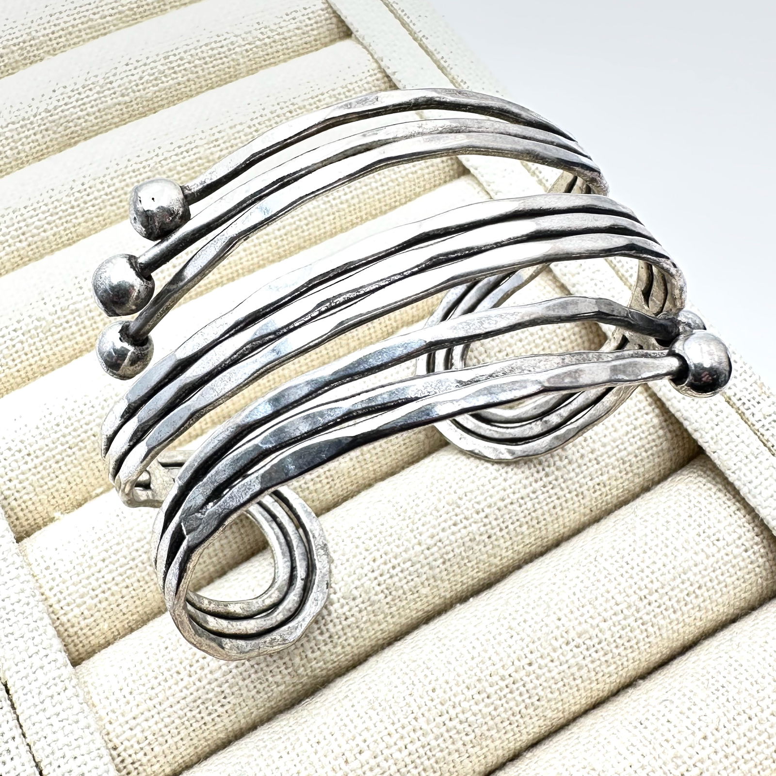 Artisan Design Sterling Silver Cuff Bracelet 35 Grams Adjustable Size (1 of 2)