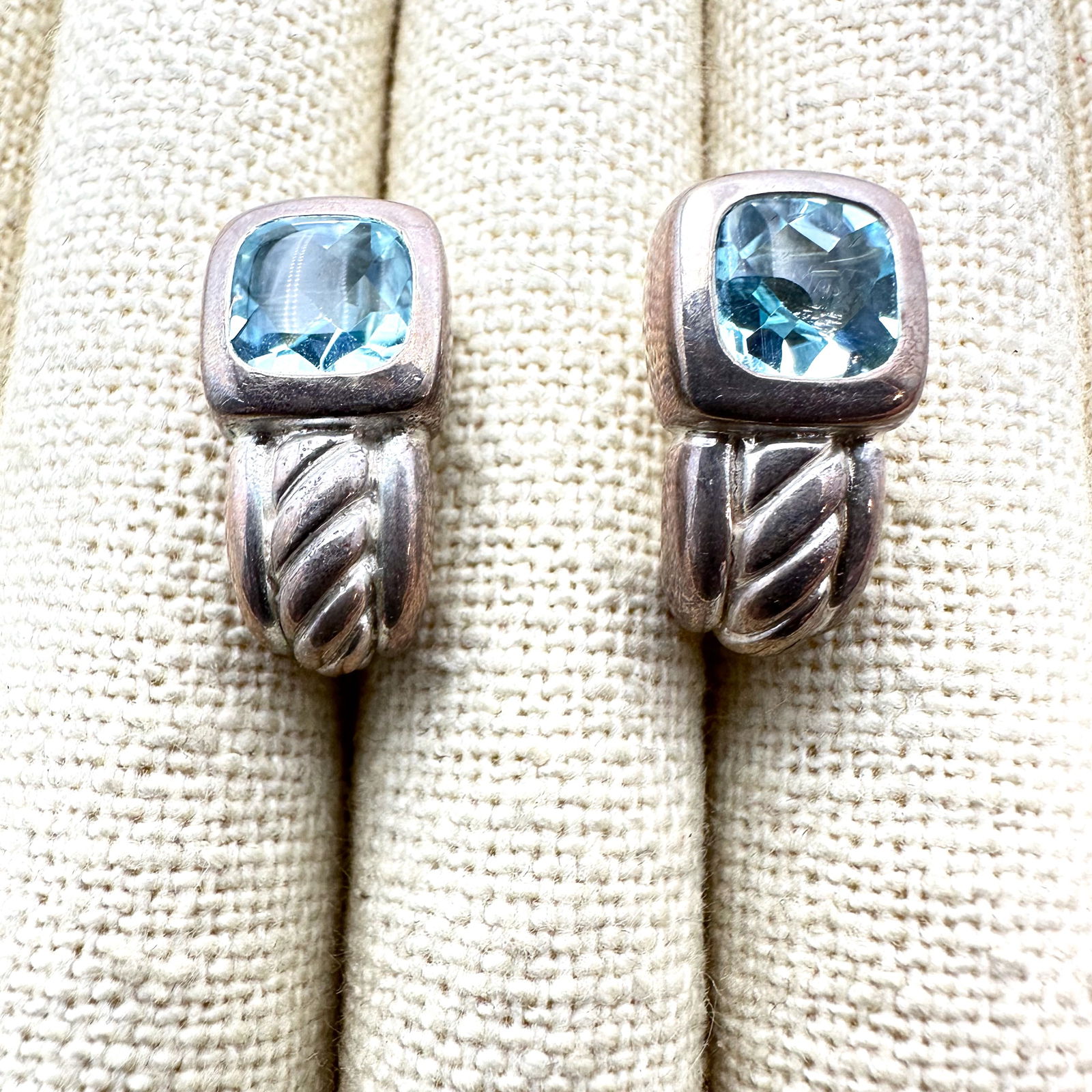 Vintage Judith Ripka Blue Topaz Sterling Silver Pierced Earrings 3/4 Inch (1 of 2)