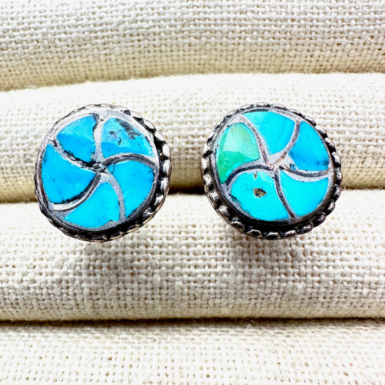 Vintage Turquoise Sterling Silver Cuff Links (1 of 2)