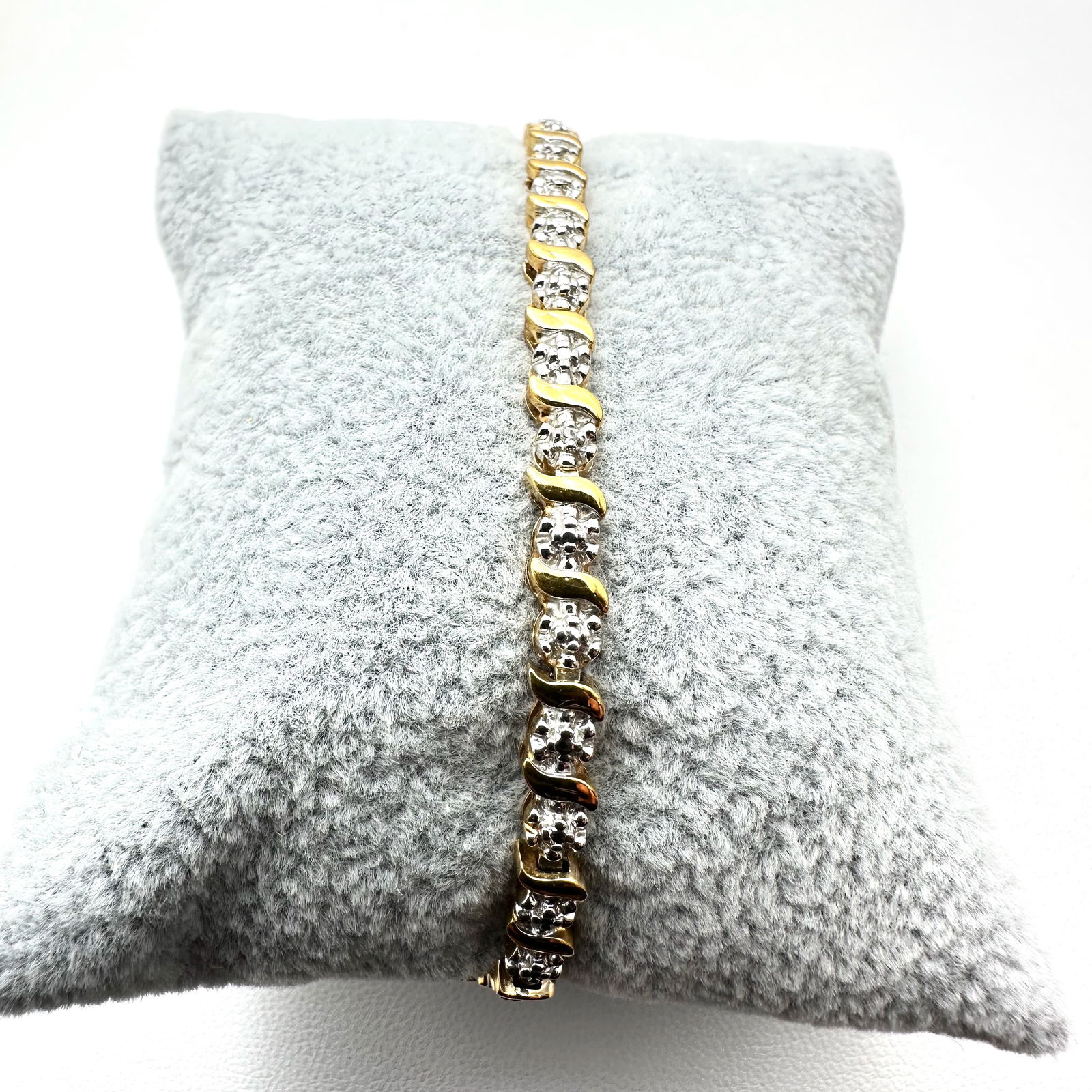 Diamond Gold Over Sterling Silver Tennis Bracelet 7.25 Inch (1 of 2)