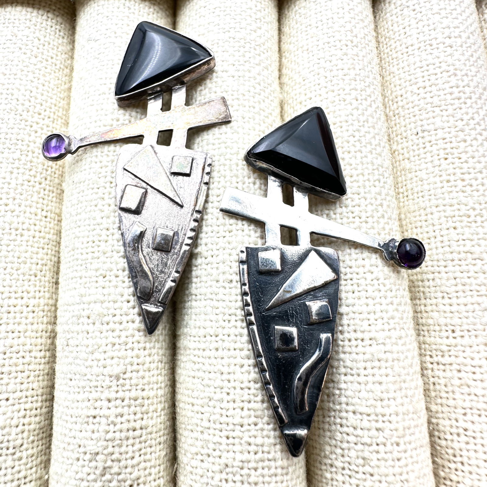 Vintage Artisan Amethyst Black Onyx Sterling Silver Pierced Earrings 2 Inch: Vintage Artisan Amethyst Black Onyx Sterling Silver Pierced Earrings 2 Inch