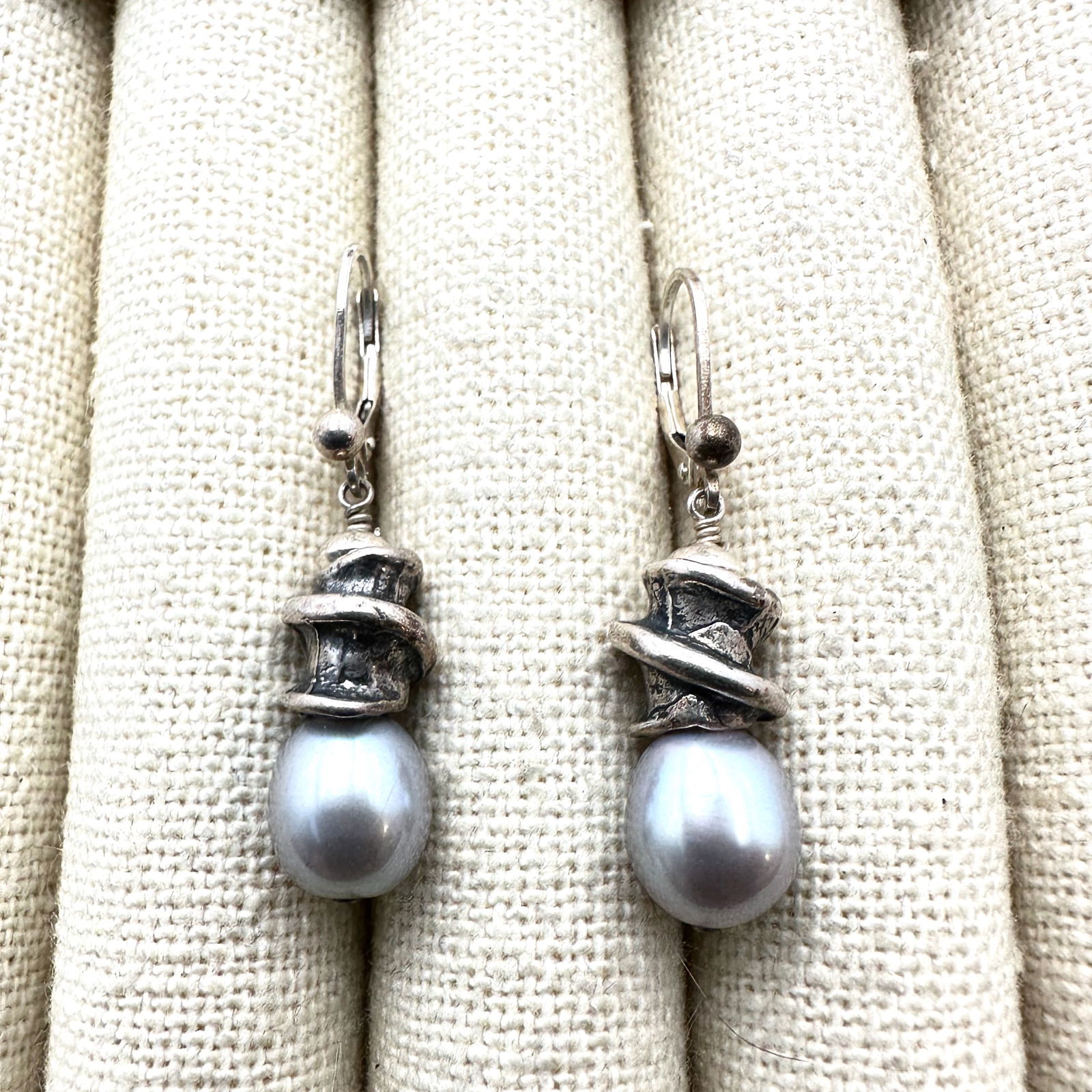 Grey Pearl Sterling Silver Artisan Design Pierced Earrings 1.5 Inch (1 of 2)