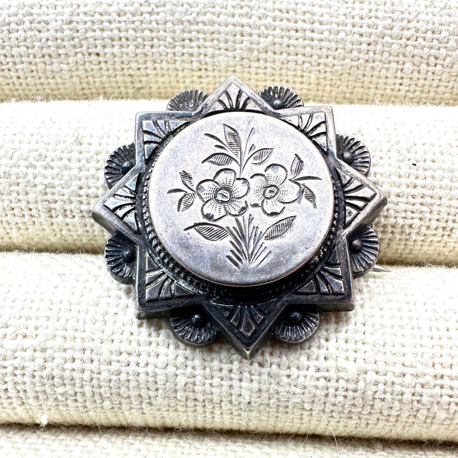 Antique Victorian Sterling Silver Pin Brooch 1.25 Inch (1 of 2)