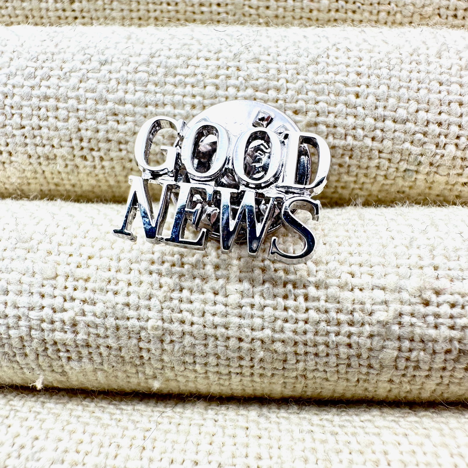 Tiffany & Co "Good News" Tie Tack Brooch Pin Sterling Silver 1/2 Inch: Tiffany & Co "Good News" Tie Tack Brooch Pin Sterling Silver 1/2 Inch