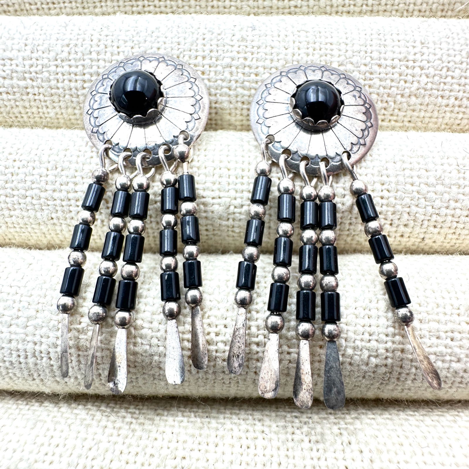 American Southwest Black Onyx Sterling Silver Pierced Earrings 1.5 Inch (1 of 2)