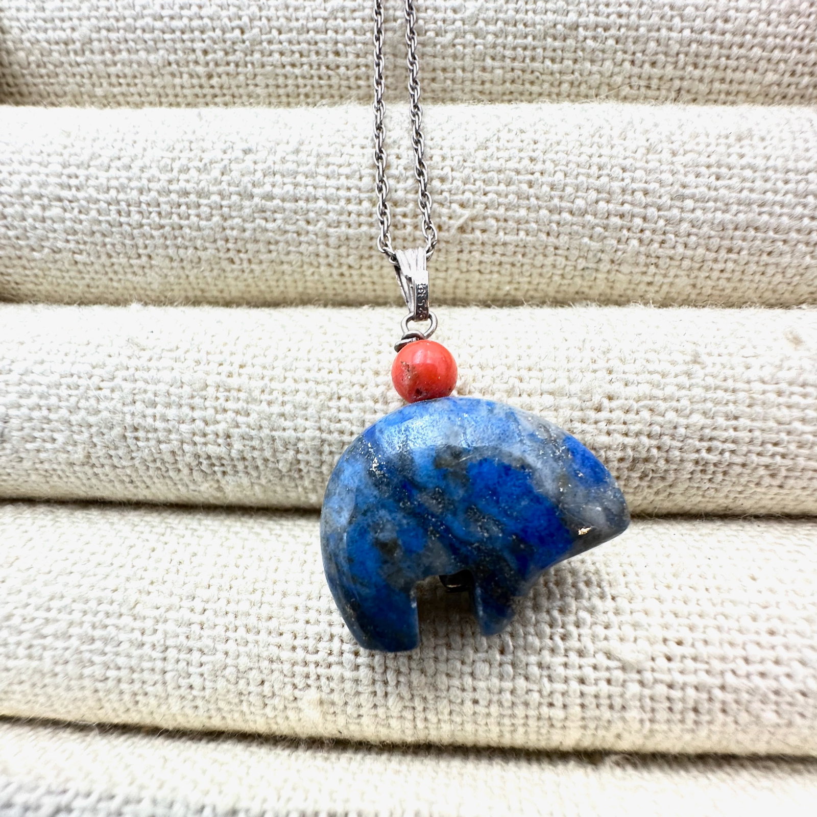 American Southwest Blue Gemstone Denim Lapis? Fetish Bear Pendant Sterling Silver Necklace 18 Inch: American Southwest Blue Gemstone Denim Lapis? Fetish Bear Pendant Sterling Silver Necklace 18 Inch Chain