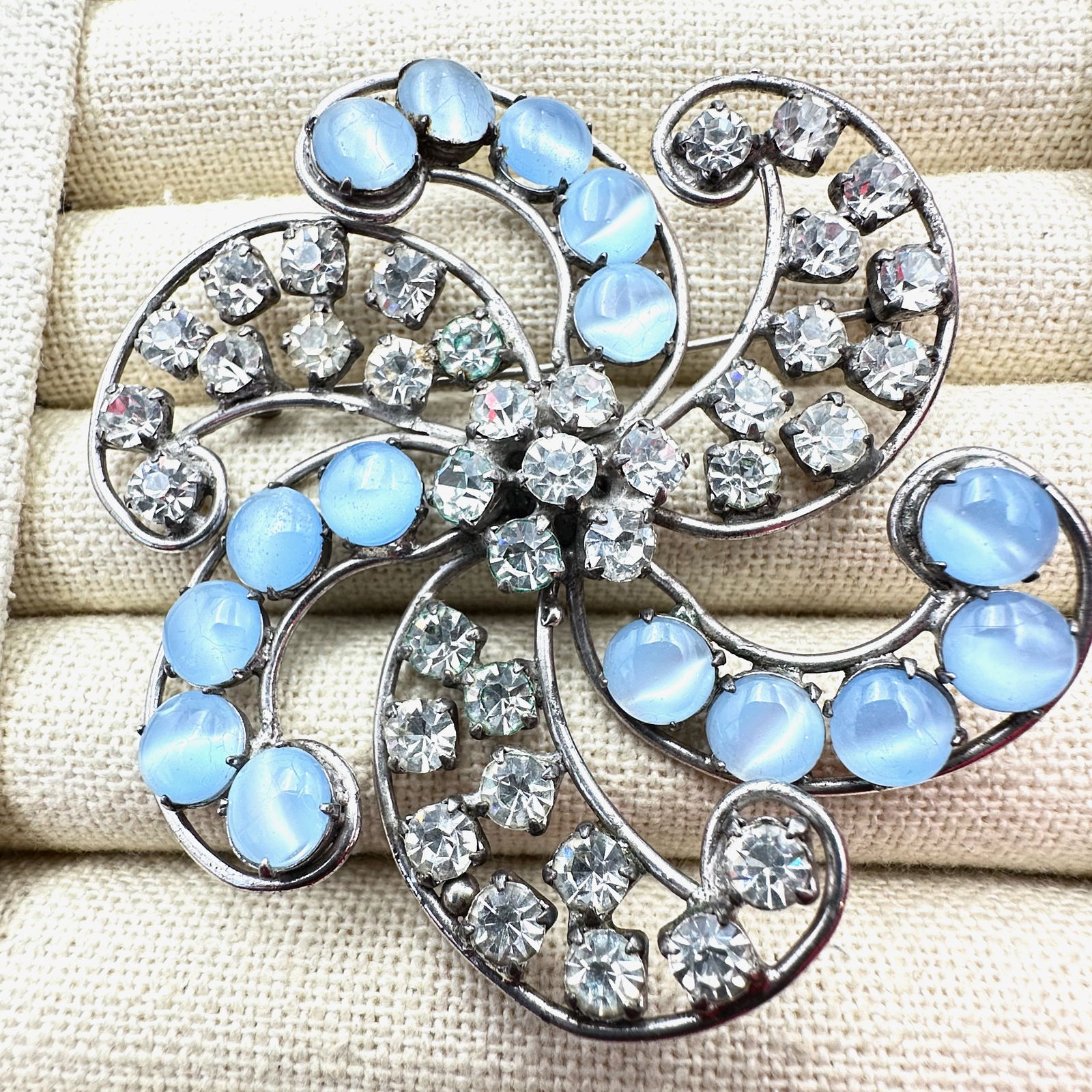 Vintage Blue Cats Eye And Clear Rhinestone Sterling Silver Brooch Pin 2.5 Inch 31 Grams (1 of 2)