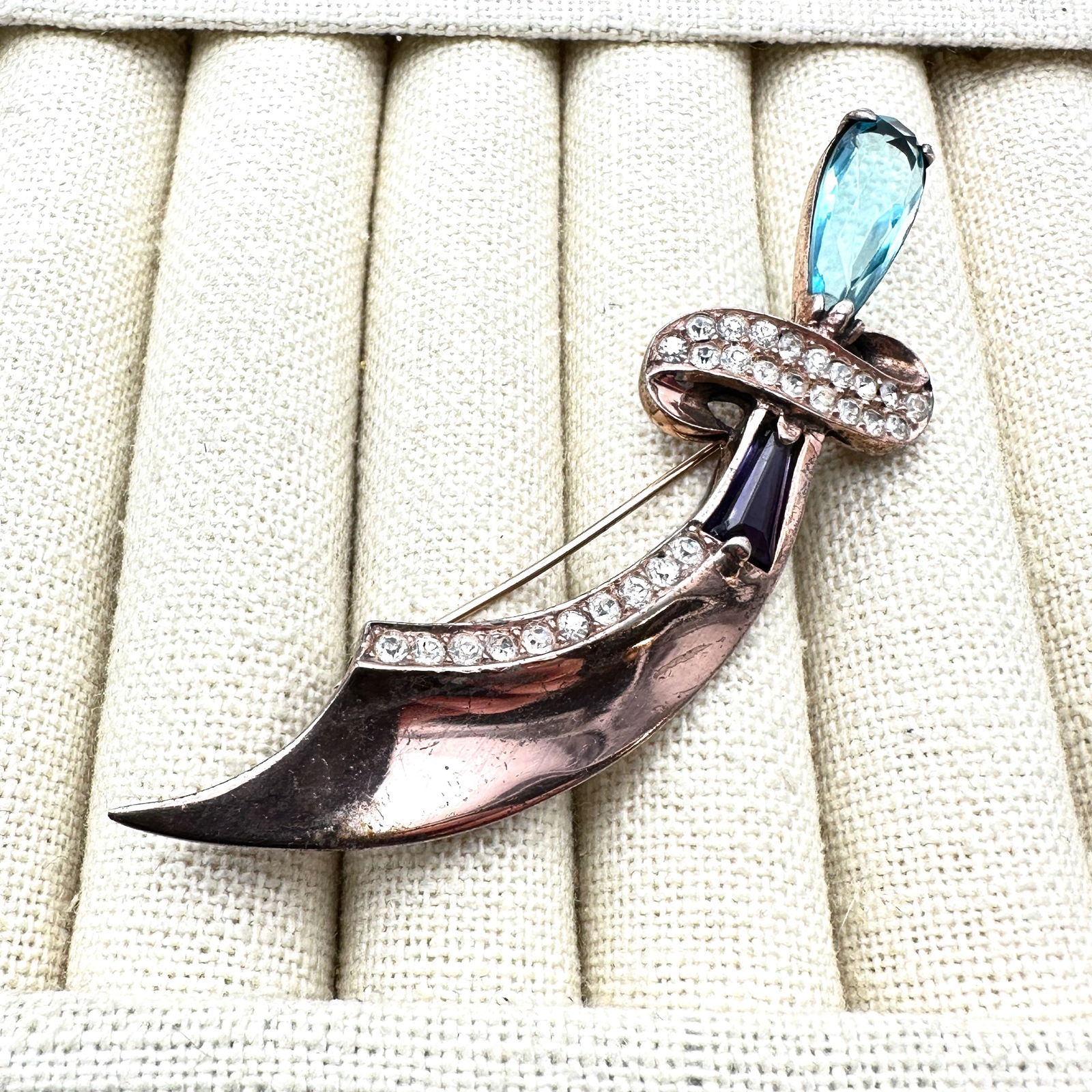 Antique Vintage 1940s Era Gold Over Sterling Silver Glass Rhinestone Sword Brooch Pin 3 Inch (1 of 2)