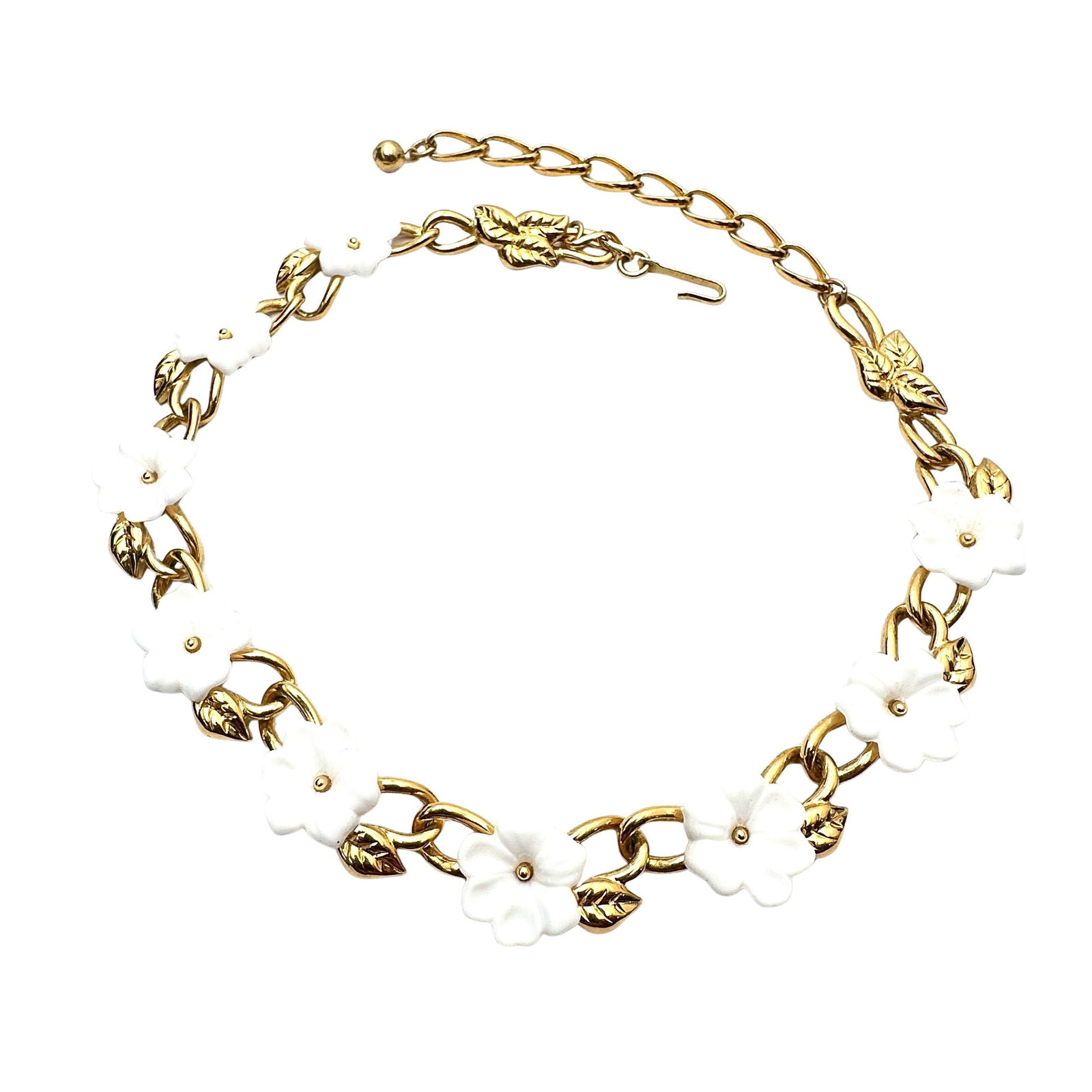 Vintage Trifari White Flower Design Gold Tone Necklace 16 Inch (1 of 2)