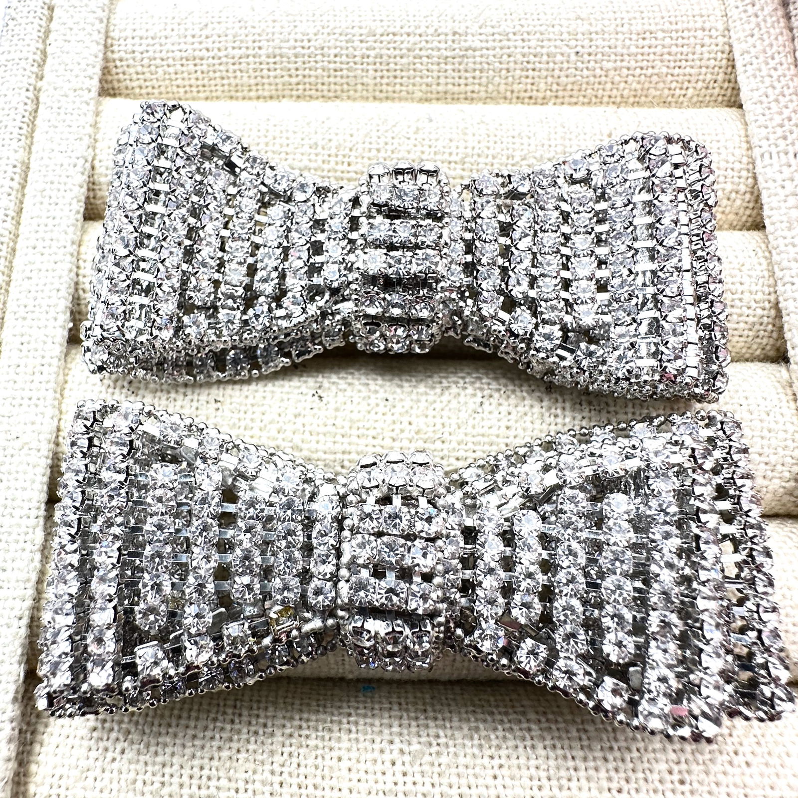 Vintage Clear Glass Rhinestone Shoe Clips or Dress Embellishments 2.5 Inch Each: Vintage Clear Glass Rhinestone Shoe Clips or Dress Embellishments 2.5 Inch Each