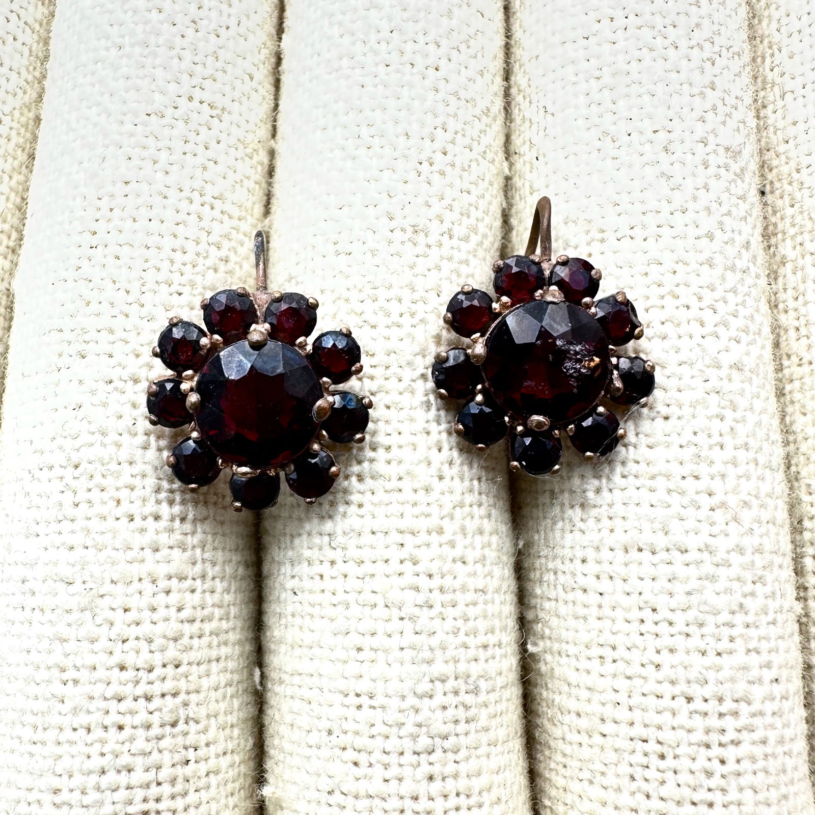 Vintage Bohemian Garnet Gold Tone Screw Back Earrings (1 of 2)