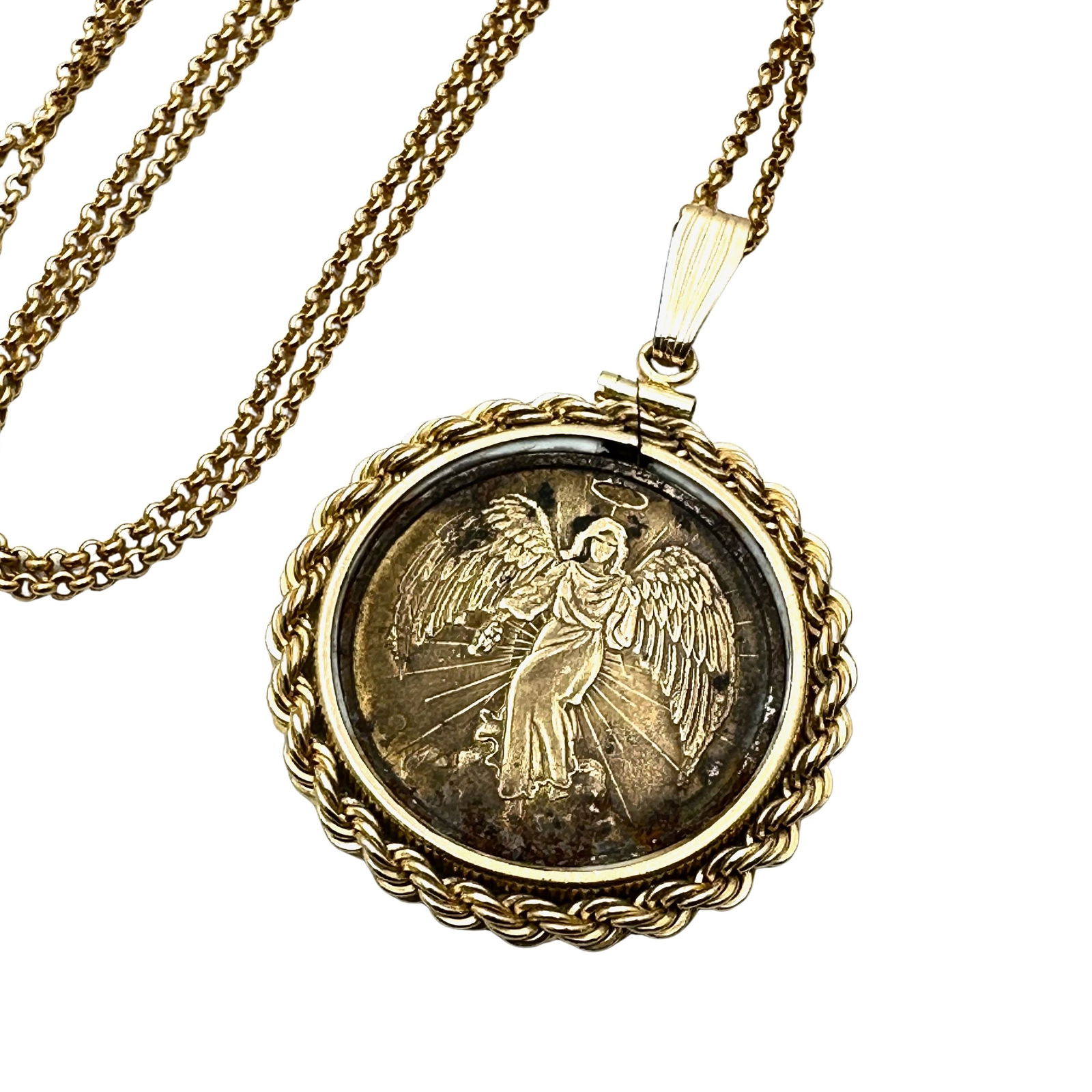 Vintage Gold Filled Angel Pendant Necklace 28 Inch Chain 14 Grams: Vintage Gold Filled Angel Pendant Necklace 28 Inch Chain 14 Grams