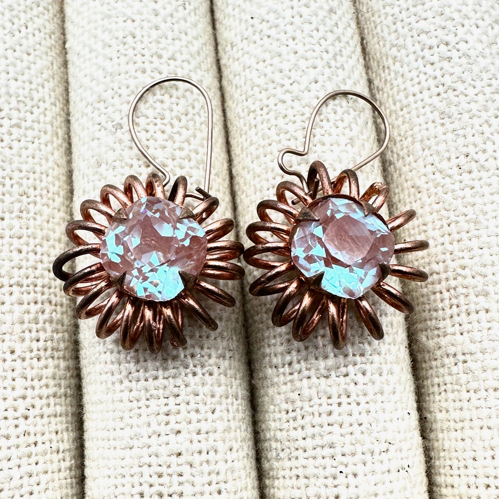 Antique Vintage Saphiret Glass Gold Filled Wire Pierced Earrings 1 Inch: Antique Vintage Saphiret Glass Gold Filled Wire Pierced Earrings 1 Inch