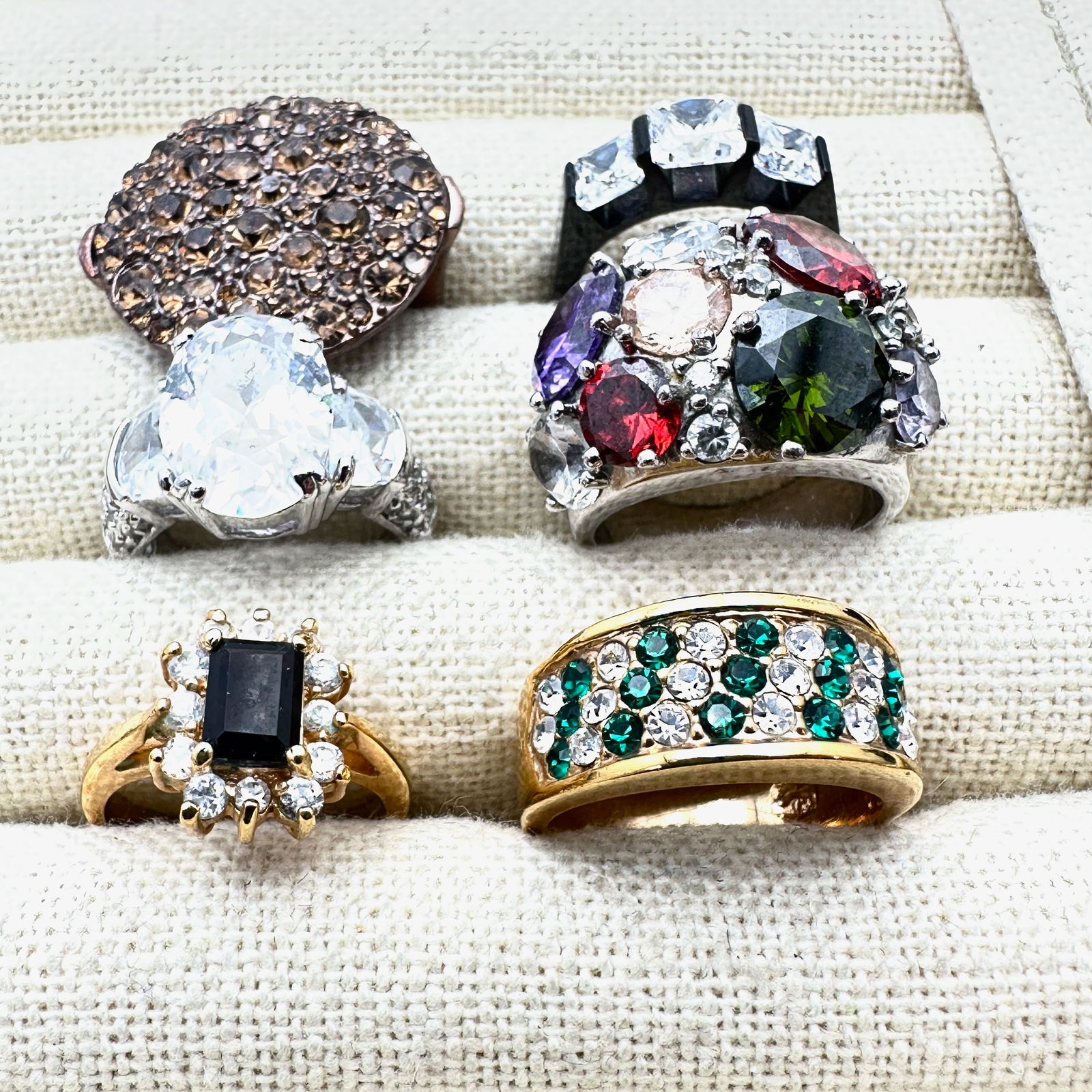 Group of Costume Rings Variety of Sizes (1 of 2)