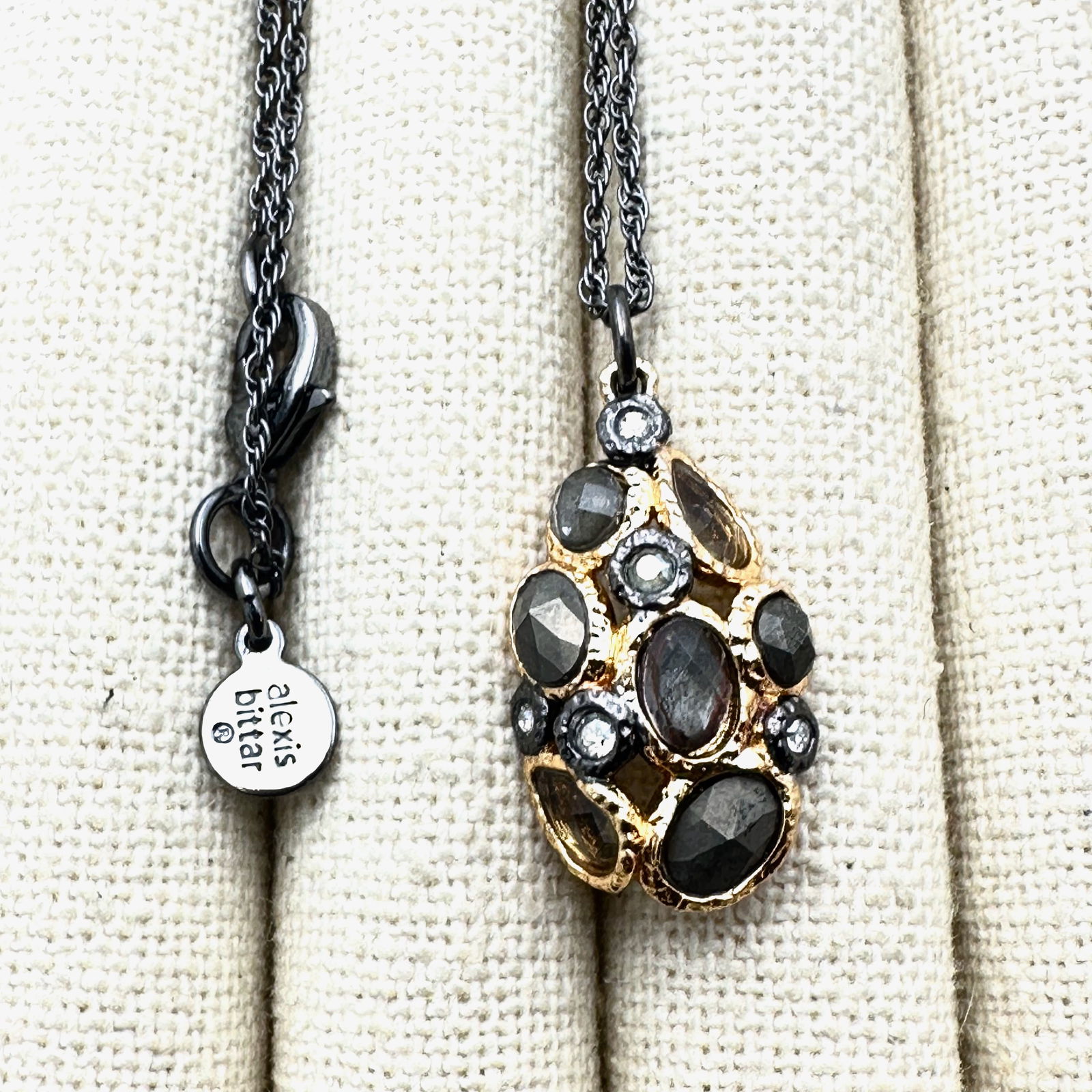 Alexis Kirk Crystal Pendant Silver Tone Necklace 18 Inch Chain: Alexis Kirk Crystal Pendant Silver Tone Necklace 18 Inch Chain