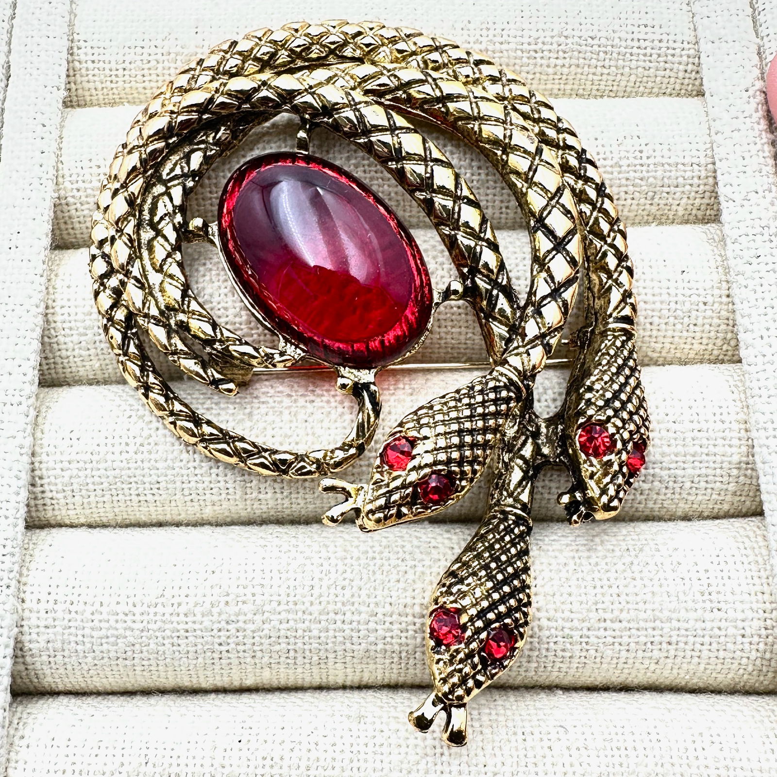 Red Cabochon Rhinestone Gold Tone Snake Brooch Pin 3 Inch: Red Cabochon Rhinestone Gold Tone Snake Brooch Pin 3 Inch