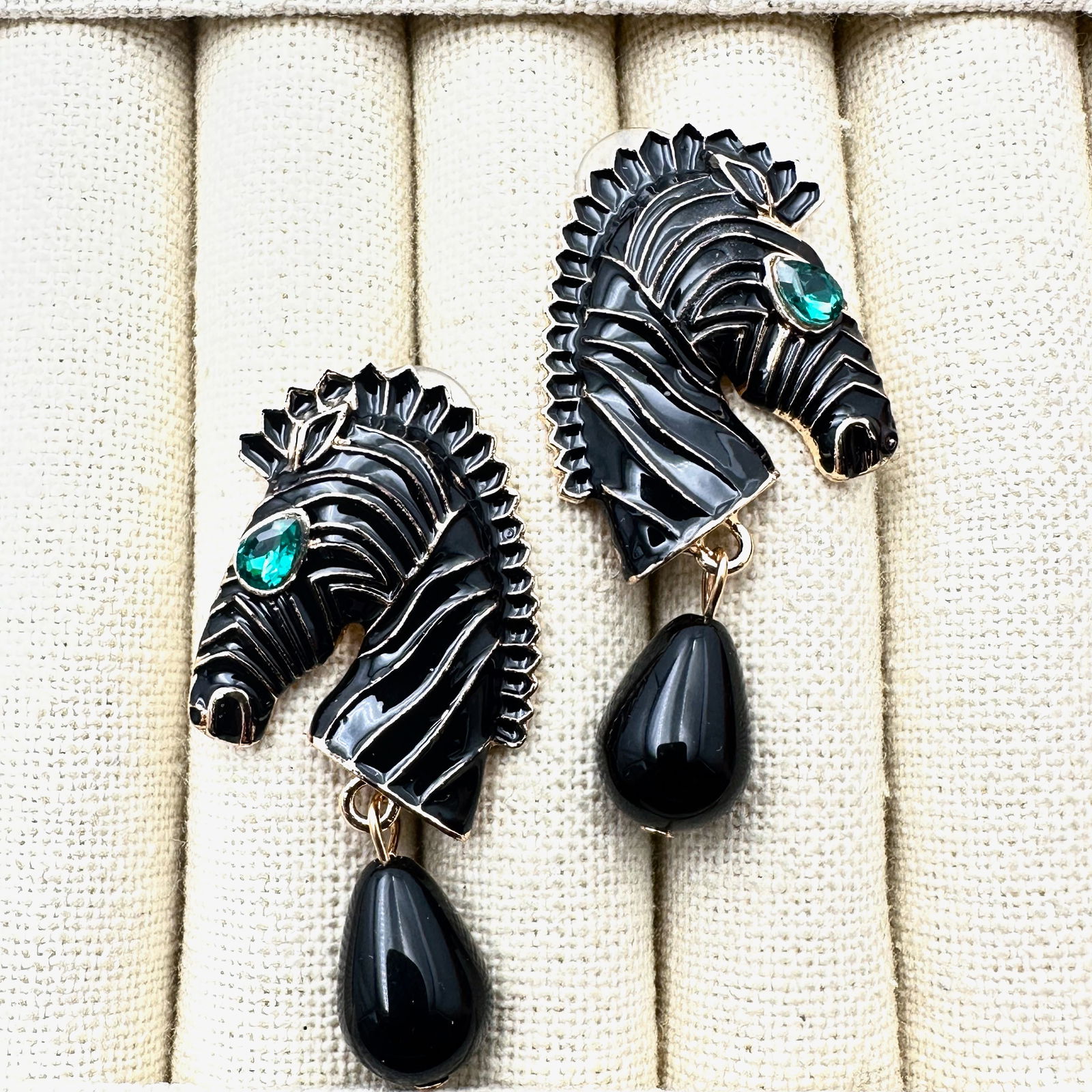 Black Enamel Green Rhinestone Horse Gold Tone Pierced Earrings 2 Inch: Black Enamel Green Rhinestone Horse Gold Tone Pierced Earrings 2 Inch