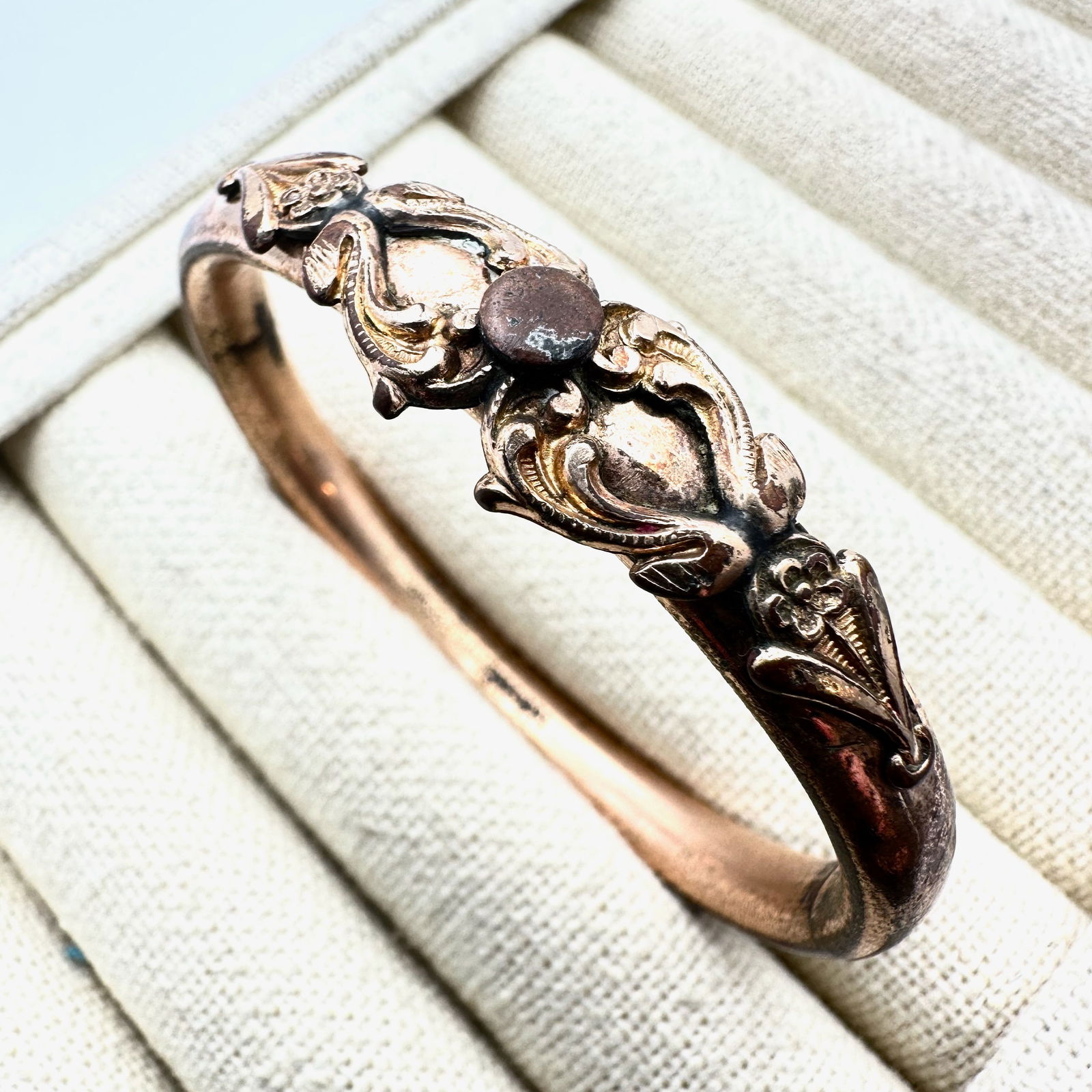 Antique Victorian Gold Filled Hinged Bangle Bracelet Petite Size 6 Inch (1 of 2)