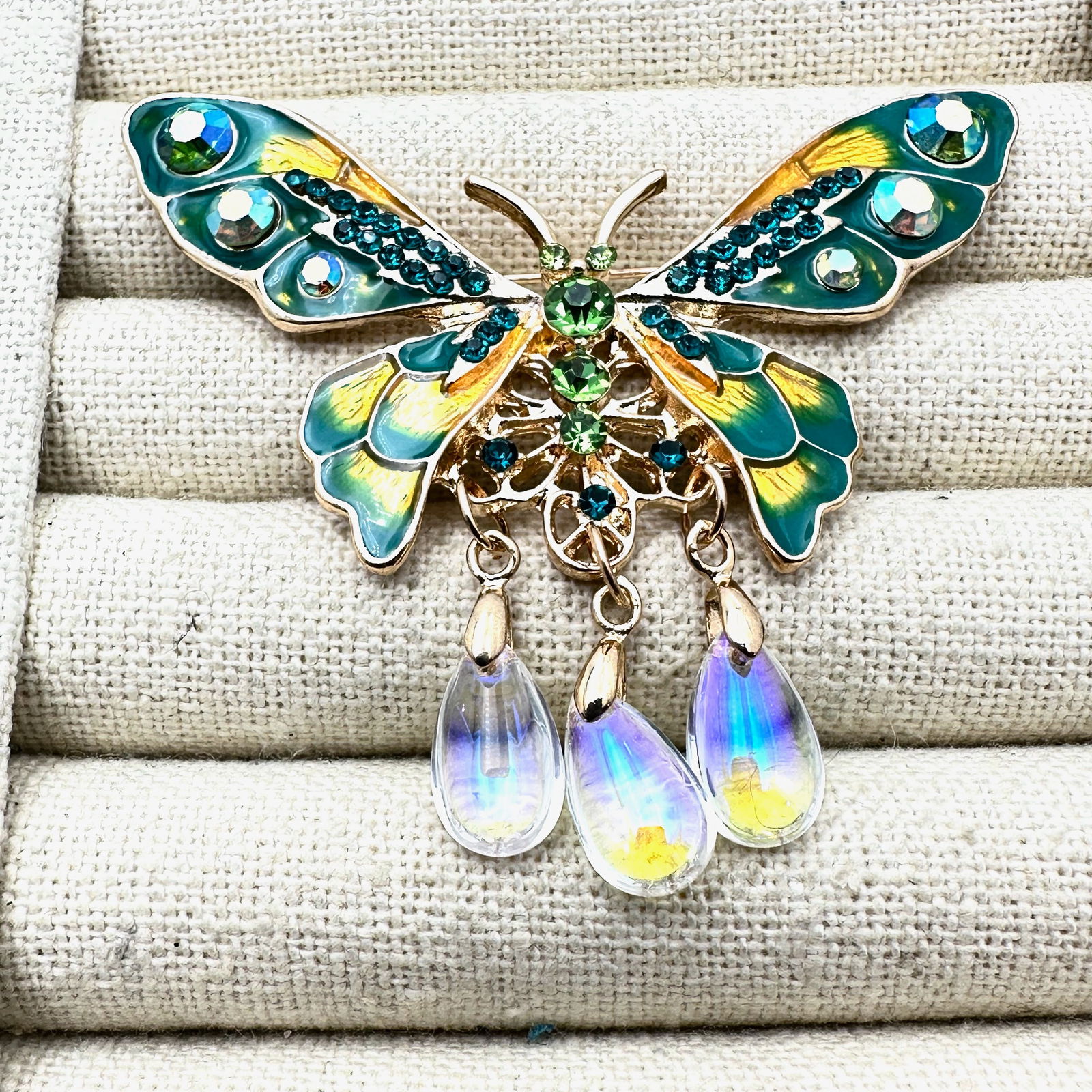 Green Aurora Borealis Rhinestone Yellow Enamel Gold Tone Butterfly Brooch Pin 2.5 Inch: Green Aurora Borealis Rhinestone Yellow Enamel Gold Tone Butterfly Brooch Pin 2.5 Inch