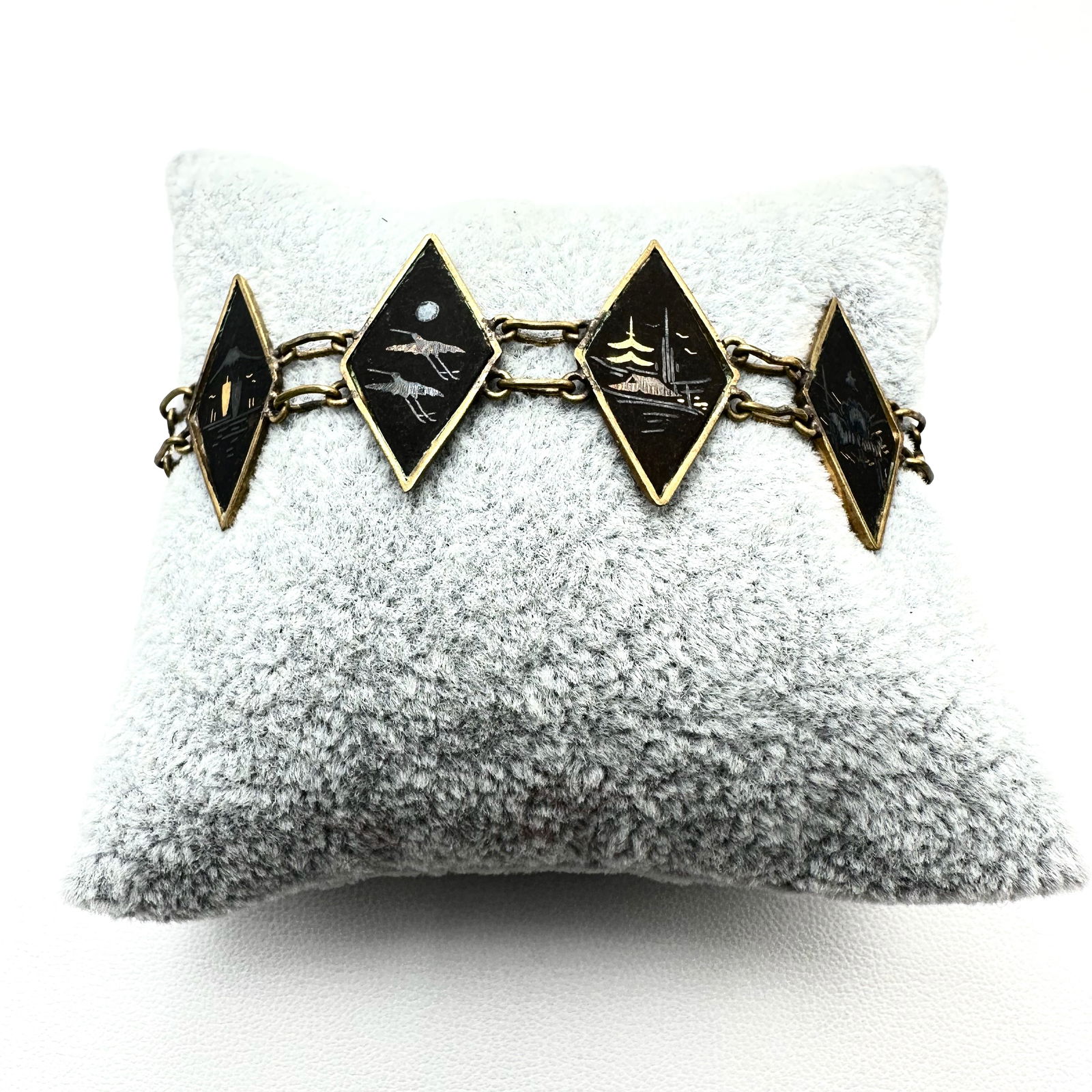 Vintage Italy Damascene Enamel Gold Tone Bracelet 7 Inch: Vintage Italy Damascene Enamel Gold Tone Bracelet 7 Inch