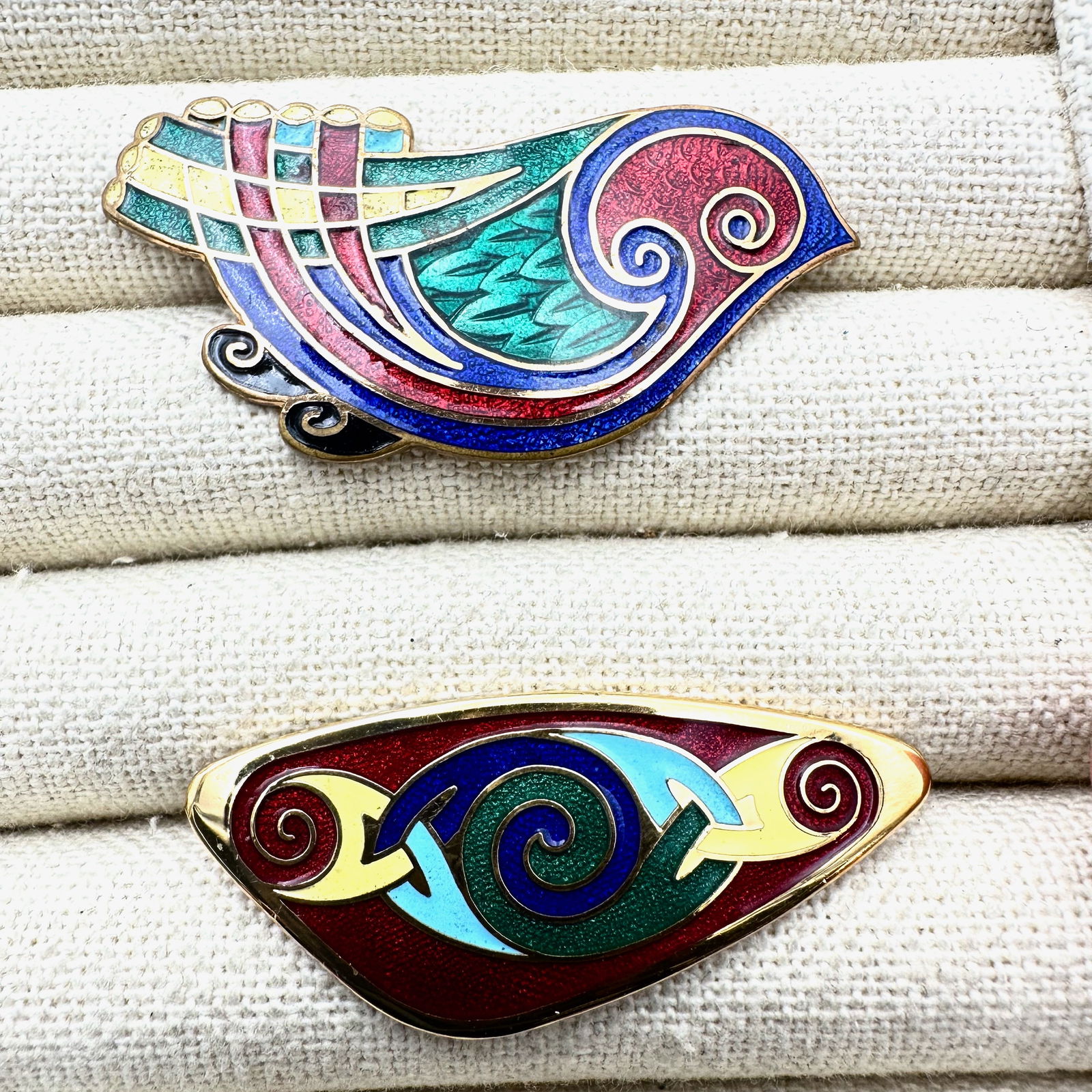 Vintage Group Lot of Two Celtic Irish Multicolor Enamel Gold Tone Brooches Pins: Vintage Group Lot of Two Celtic Irish Multicolor Enamel Gold Tone Brooches Pins