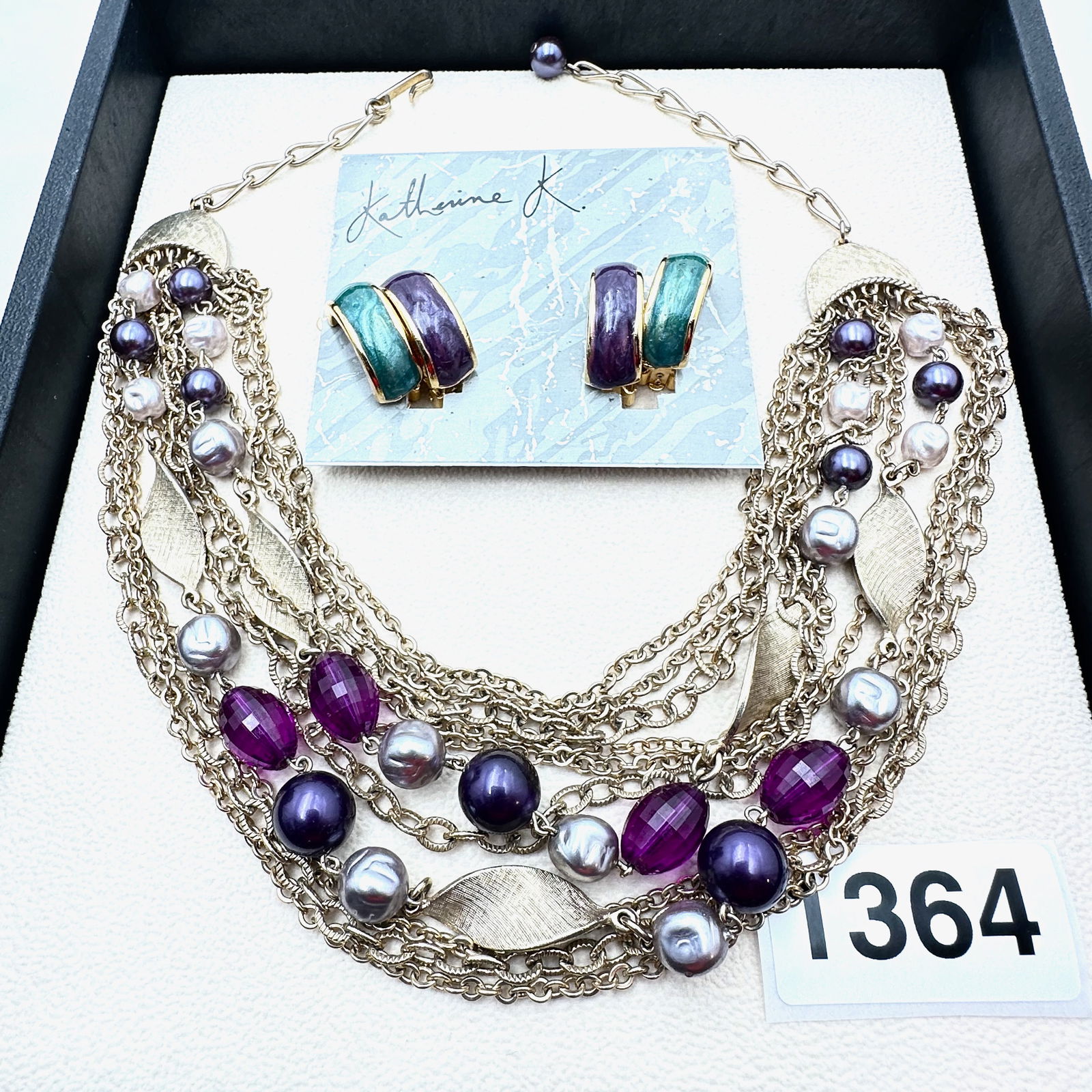 Vintage to Modern Group Lot Collection of Jewelry: Vintage to Modern Group Lot Collection of Jewelry