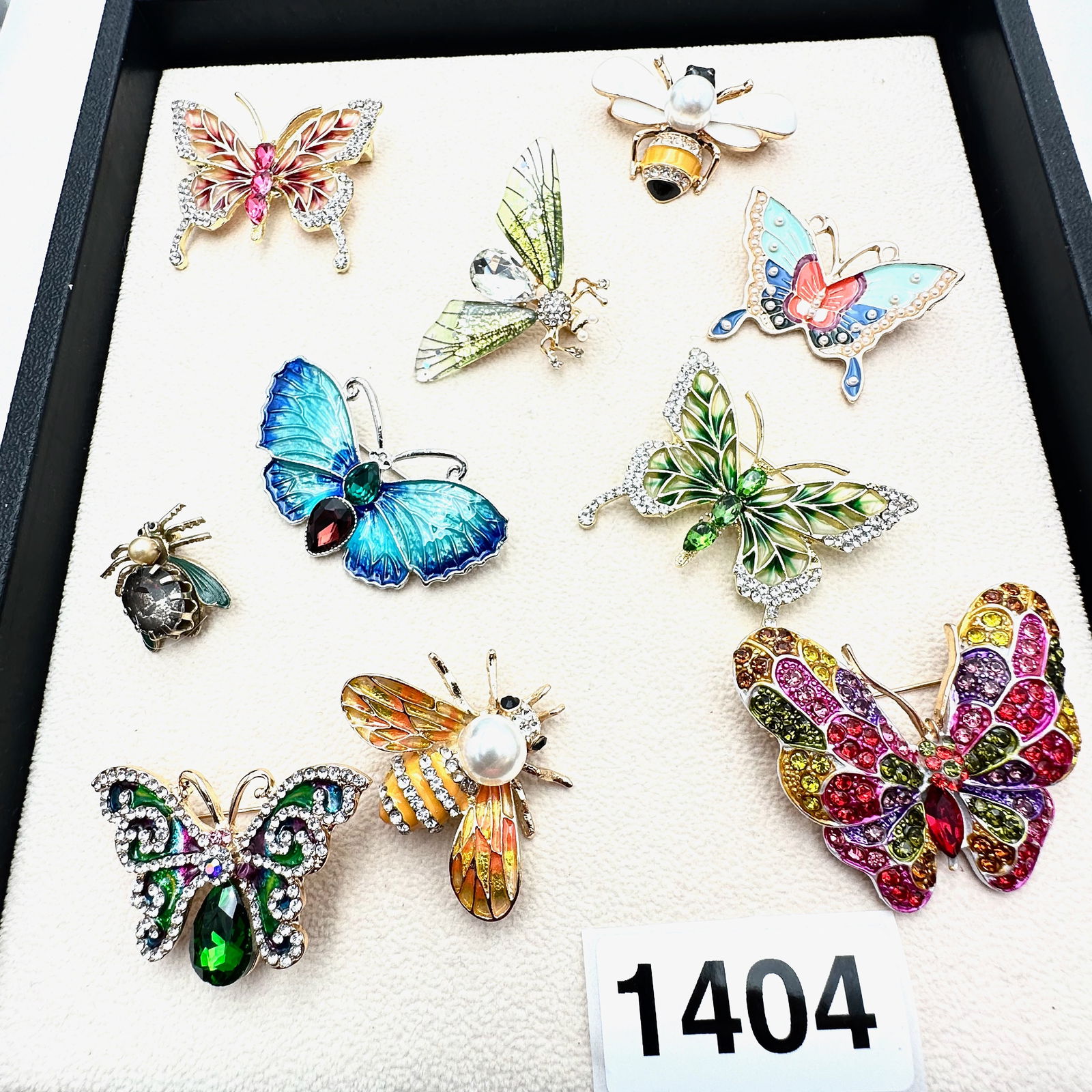 Vintage to Modern Group Lot Collection of Jewelry: Vintage to Modern Group Lot Collection of Jewelry