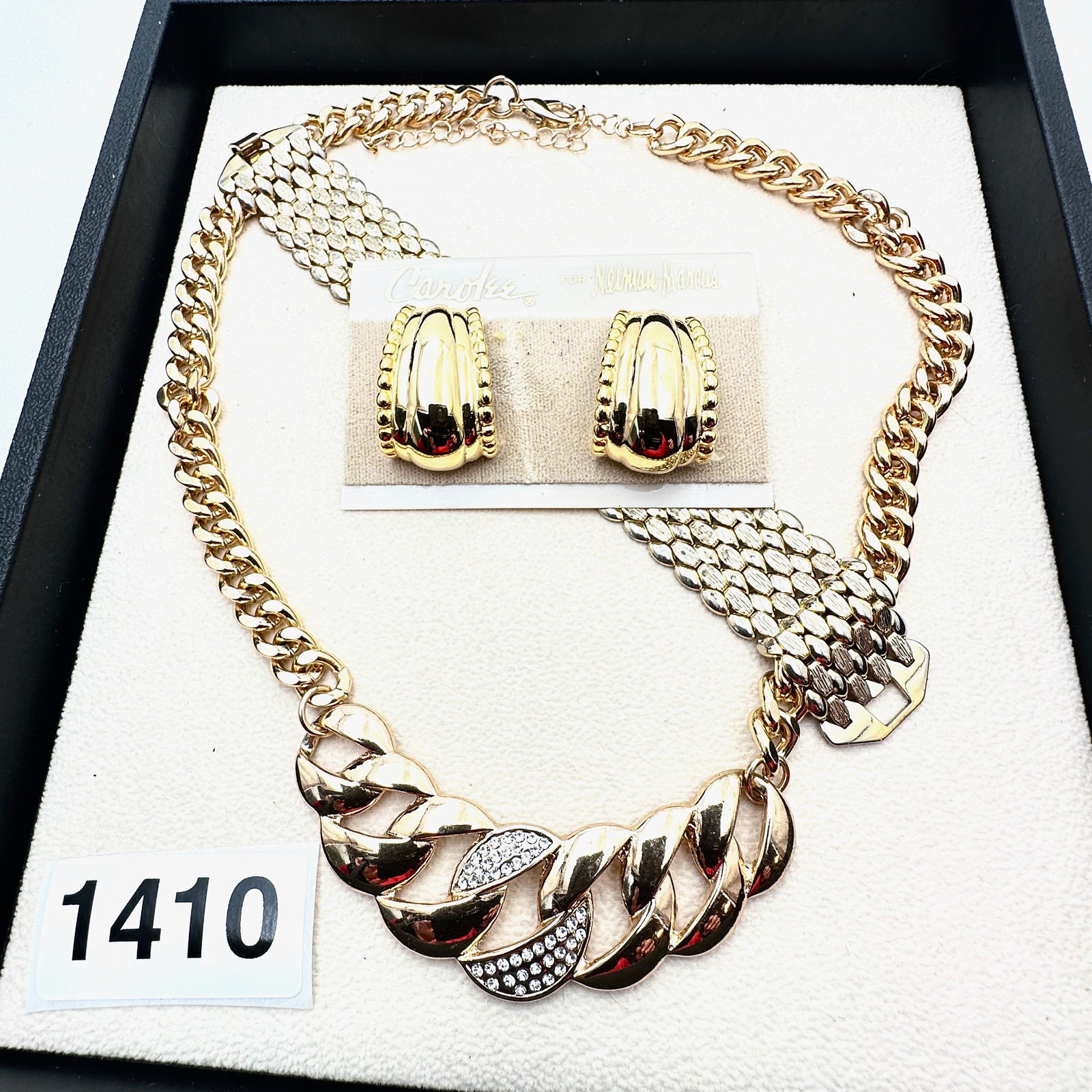 Vintage to Modern Group Lot Collection of Jewelry: Vintage to Modern Group Lot Collection of Jewelry