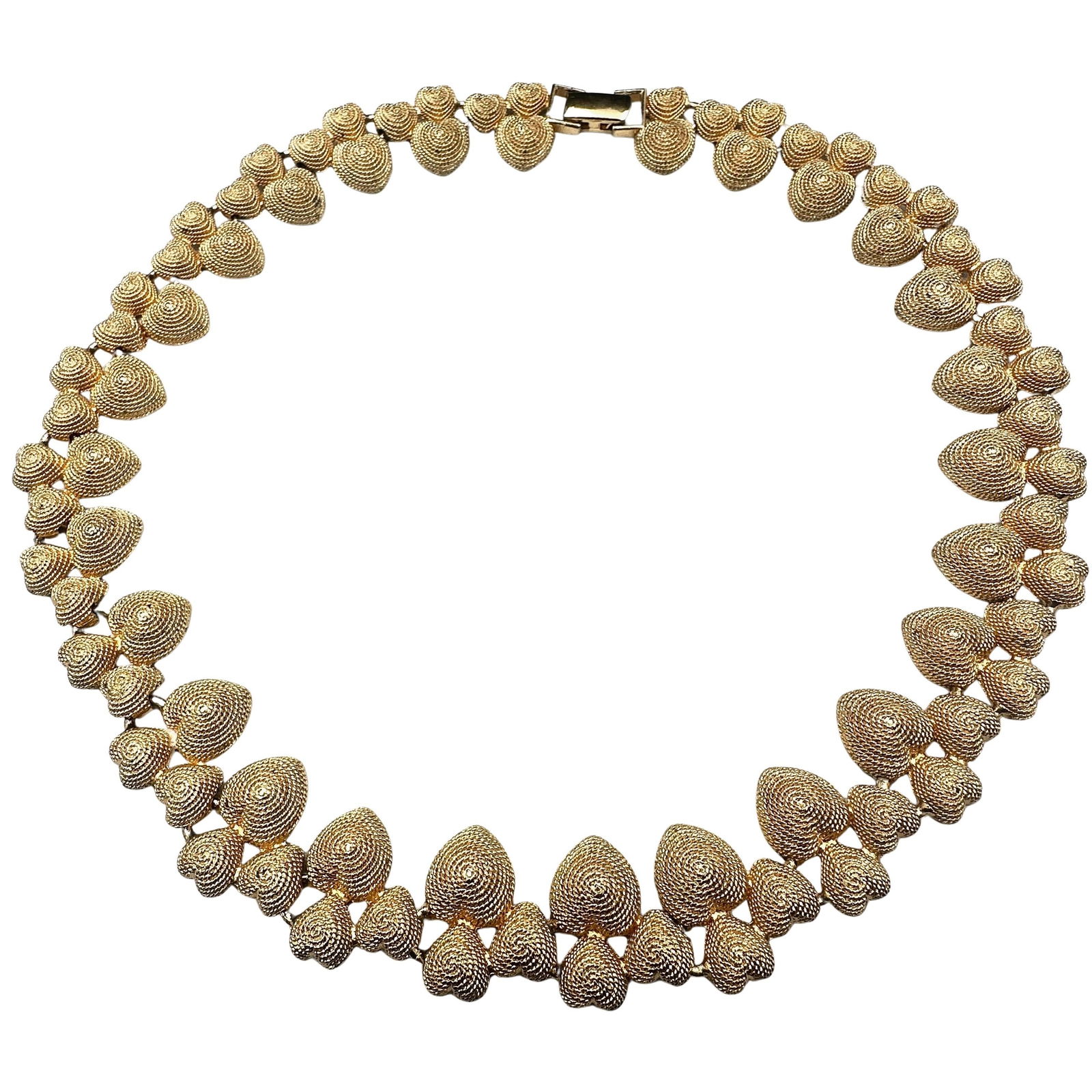 Vintage Unsigned Heart Design Gold Tone Choker Necklace 17 Inch (1 of 2)