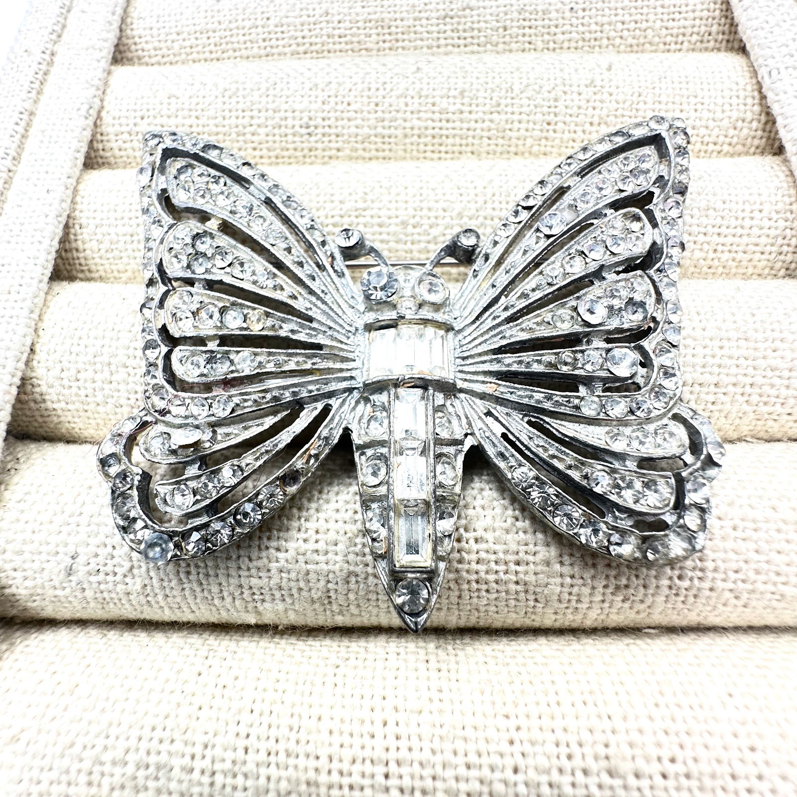 Antique 1940s Era Clear Rhinestone Silver Pot Metal Butterfly Brooch Pin 2.5 Inch (1 of 2)
