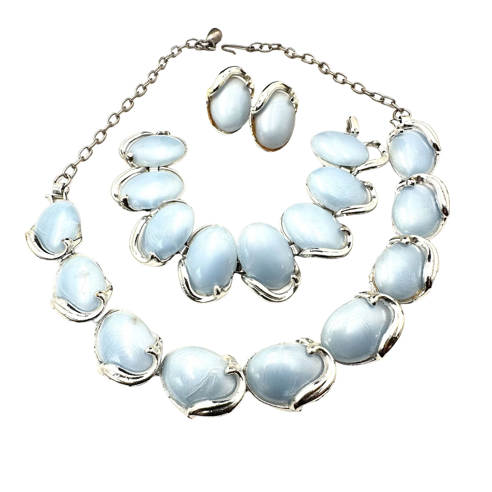 Vintage Light Blue Thermoset Silver Tone Necklace 7 Inch Bracelet And Clip Earrings Set: Vintage Light Blue Thermoset Silver Tone Necklace 7 Inch Bracelet And Clip Earrings Set