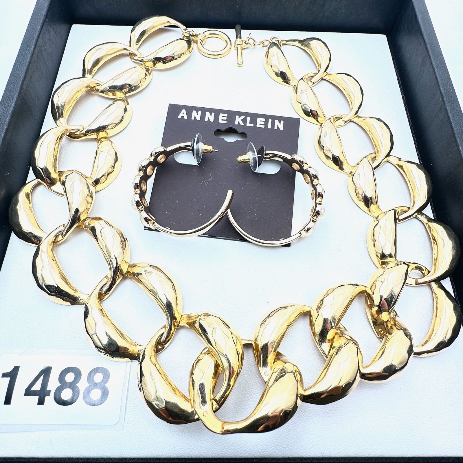 Vintage to Modern Group Lot Collection of Jewelry: Vintage to Modern Group Lot Collection of Jewelry