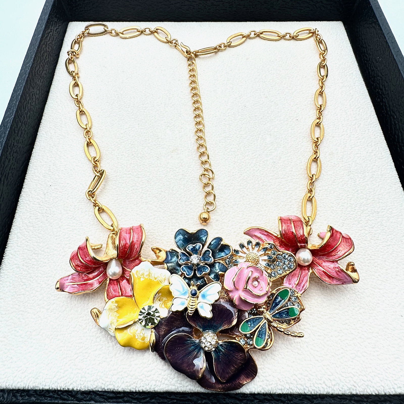 Vintage Kenneth Jay Lane Garden Party Gold Tone Necklace Flowers Butterfly Dragonfly 18 to 20 Inch (1 of 2)