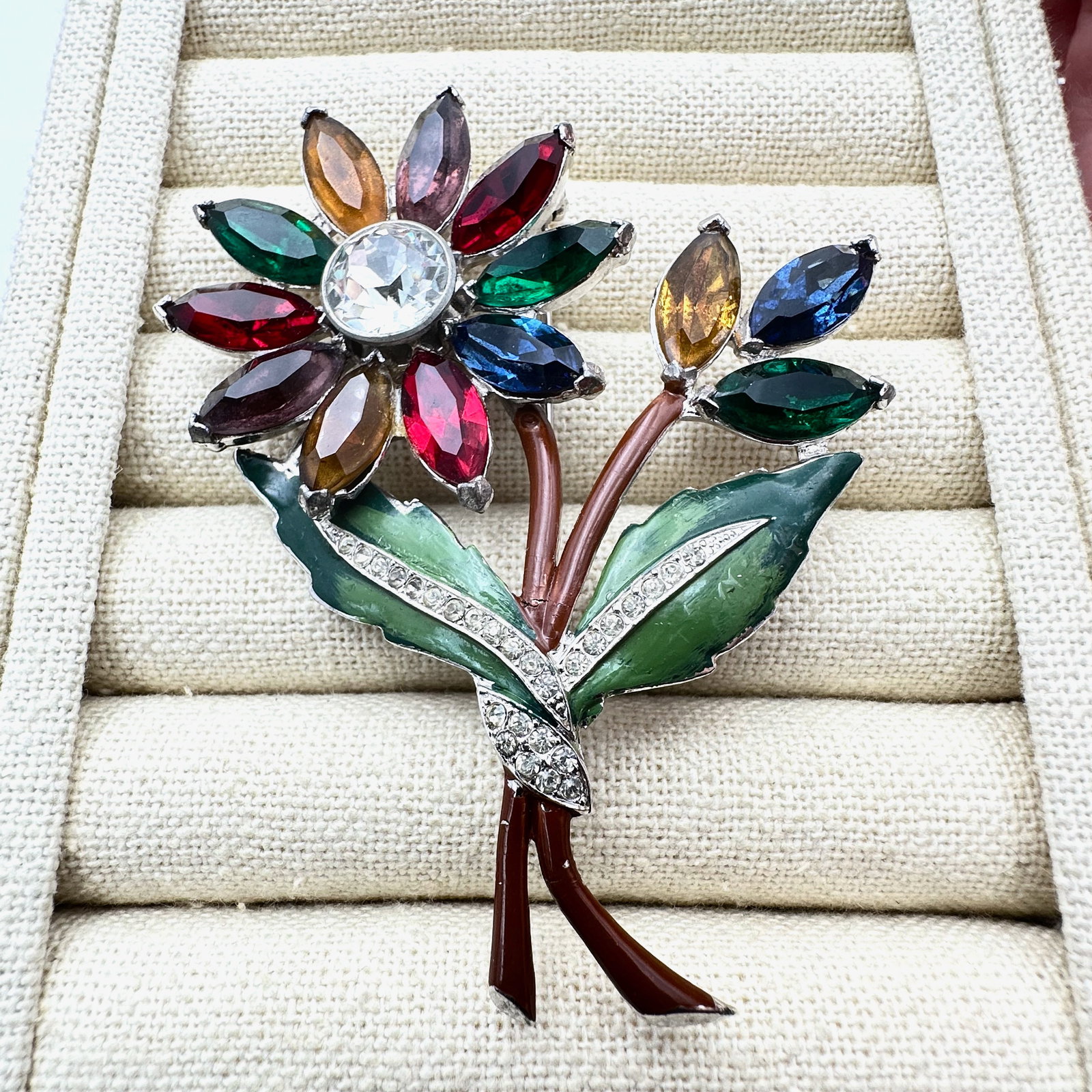 Antique Vintage 1940s Era Glass Rhinestone Enamel Silver Pot Metal Brooch Pin 3.5 Inch: Antique Vintage 1940s Era Glass Rhinestone Enamel Silver Pot Metal Brooch Pin 3.5 Inch