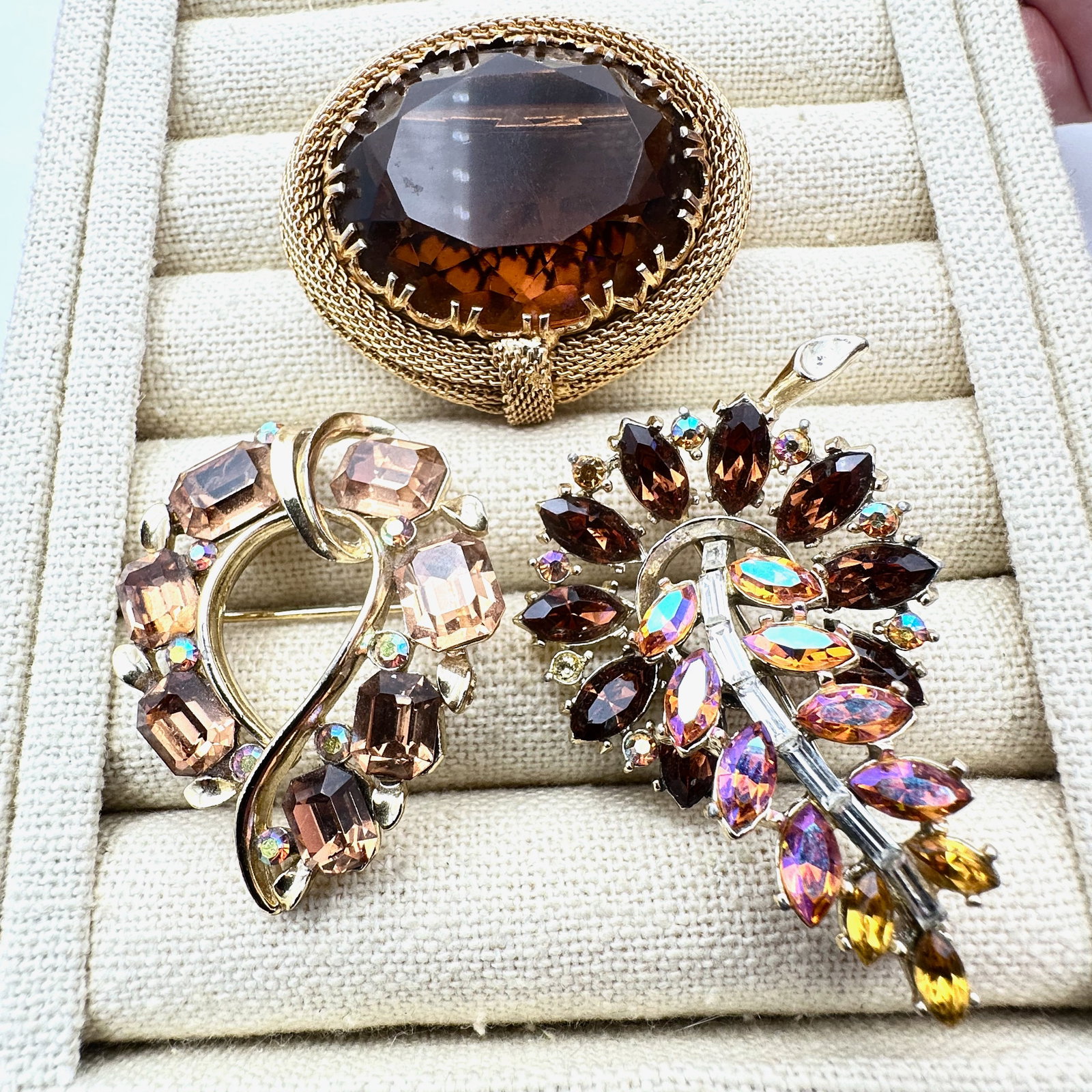 Vintage Jewelry Group Lot Three Topaz Glass Rhinestone Gold Tone Brooches 1 Signed Lisner (1 of 2)
