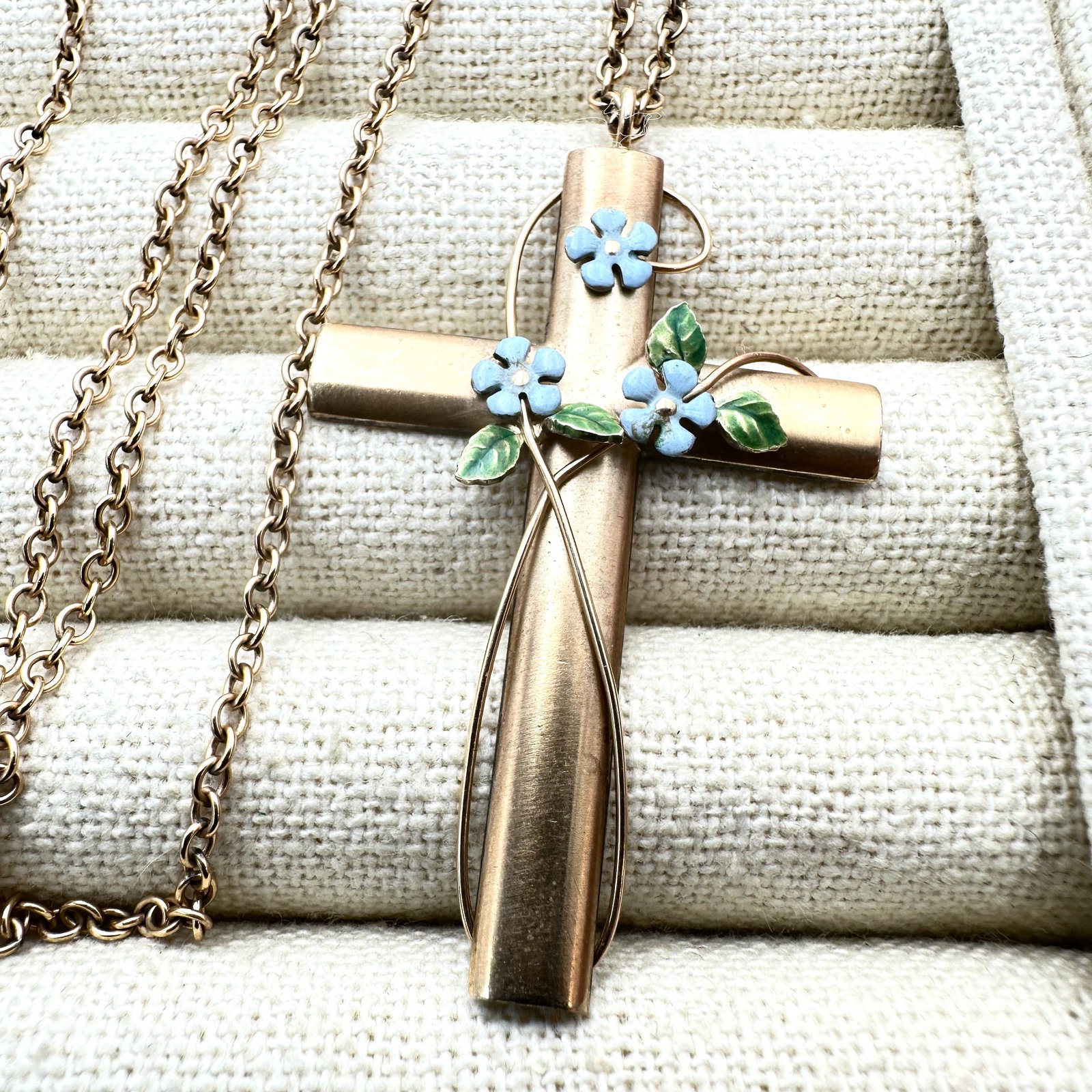 Vintage Krementz Gold Filled Blue Enamel Flower Cross 2 Inch Pendant 24 Inch Chain: Vintage Krementz Gold Filled Blue Enamel Flower Cross 2 Inch Pendant 24 Inch Chain