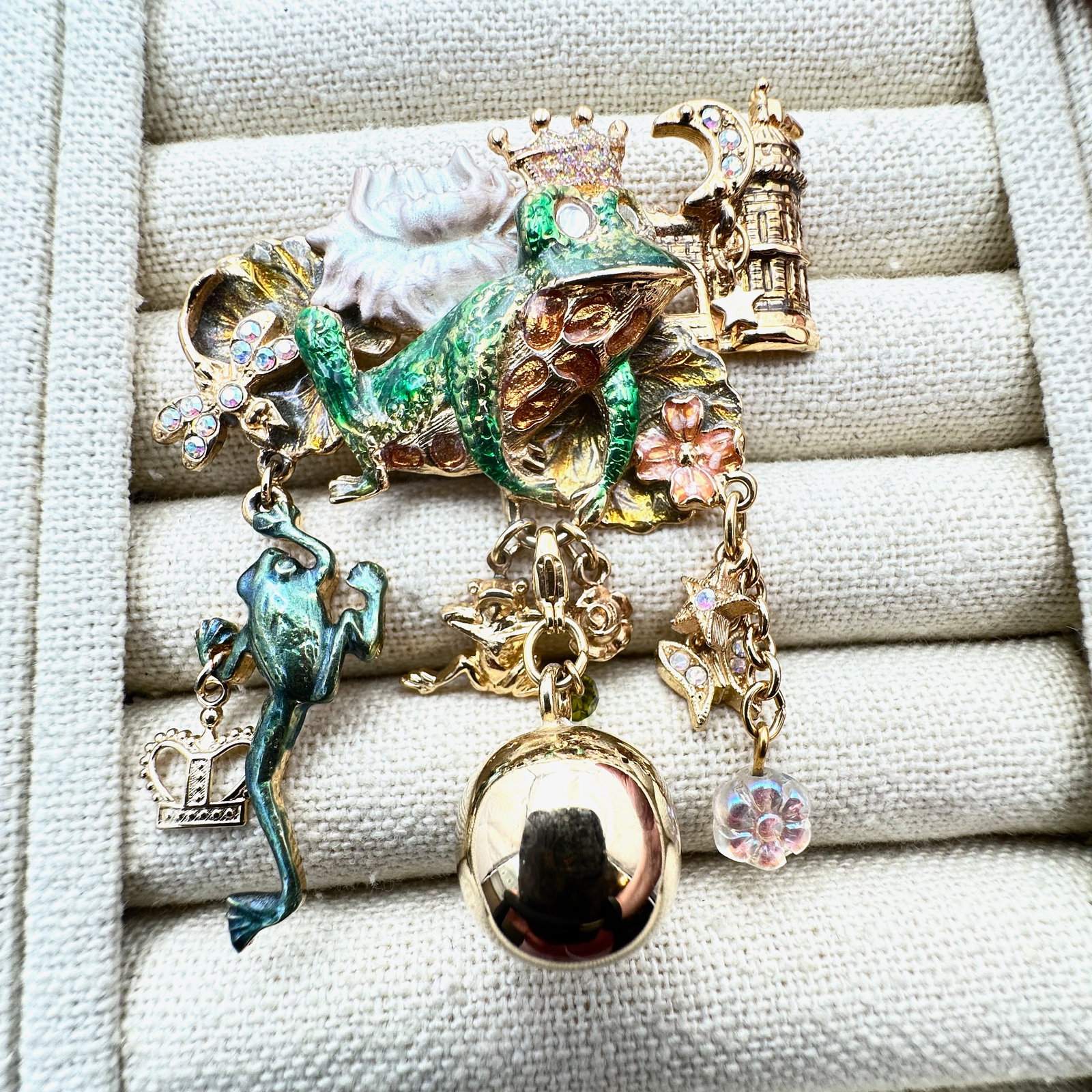 Kirks Folly Brooch Pin Frog Prince Enamel and Crystal 3 Inch (1 of 2)