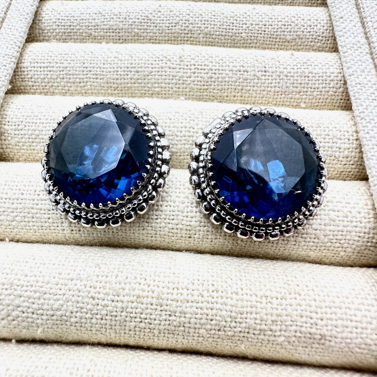 Vintage Whiting and Davis Earrings Blue Glass Stones Silver Tone Clips (1 of 2)