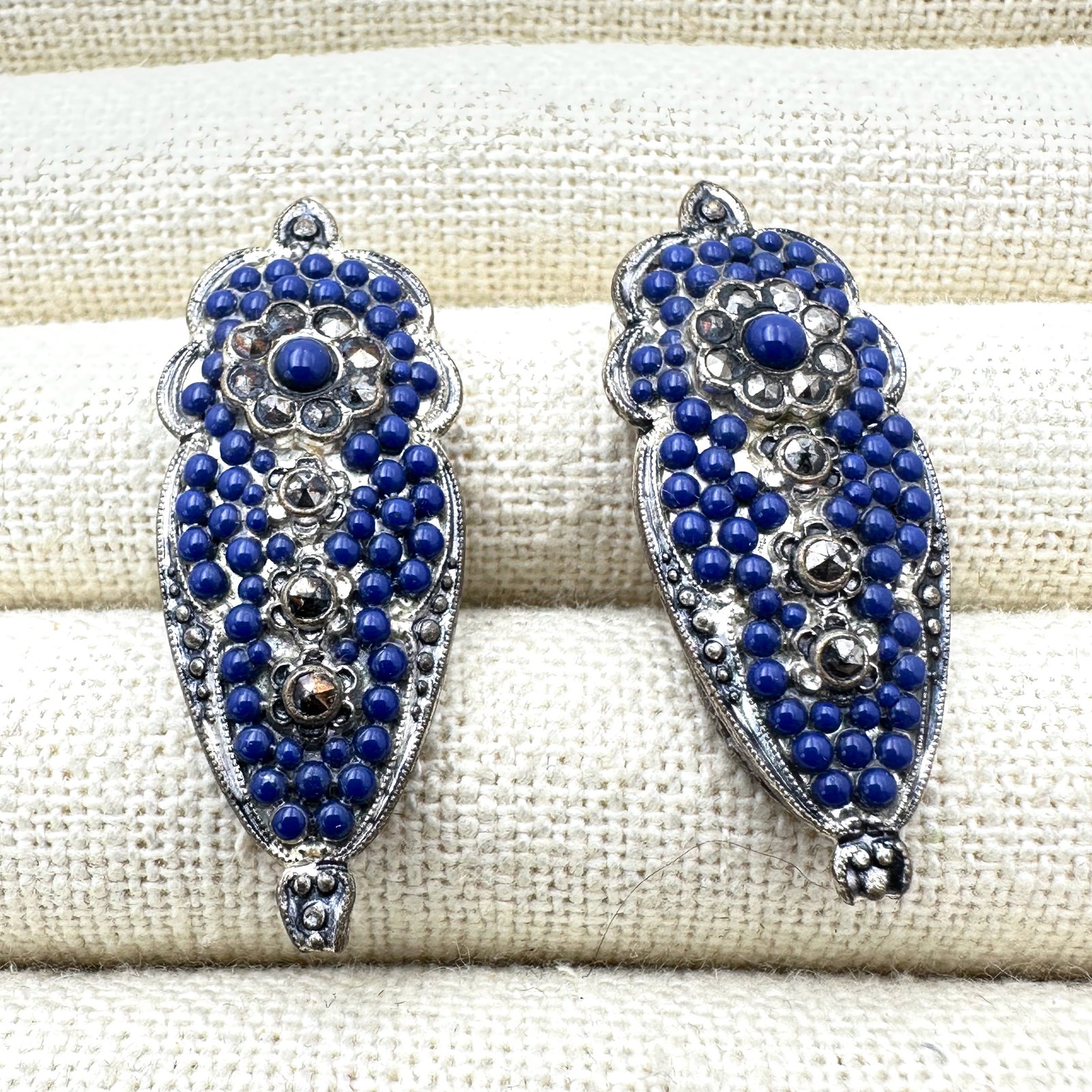 Antique Fur or Dress Clips Silver Tone Blue Glass Beads: Antique Fur or Dress Clips Silver Tone Blue Glass Beads