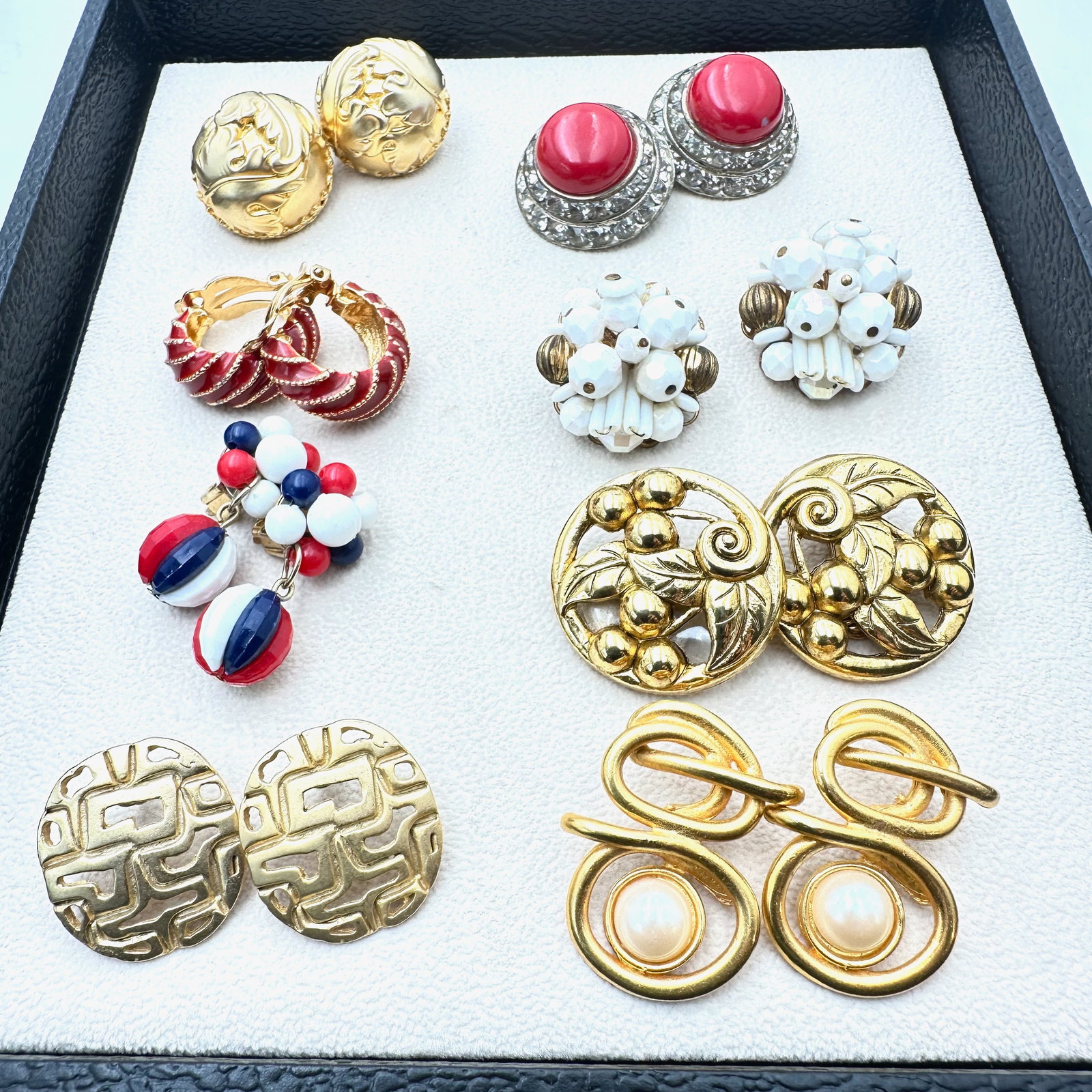 Vintage Jewelry Group Lot Red White Blue Gold Tone Clip Earrings Enamel Lucite Glass Crystal: Vintage Jewelry Group Lot Red White Blue Gold Tone Clip Earrings Enamel Lucite Glass Crystal Rhinestone