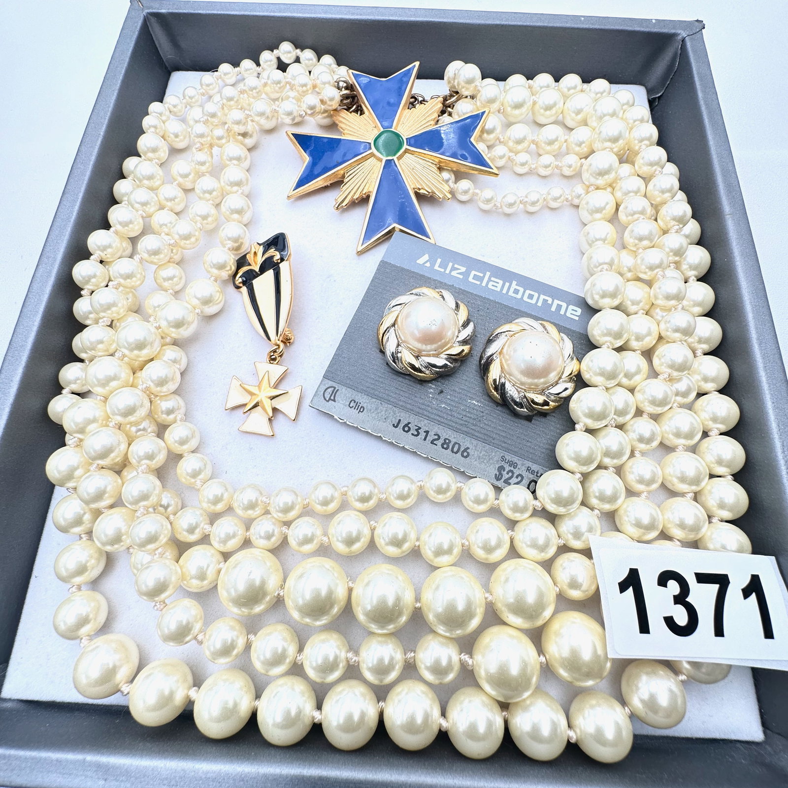 Vintage Jewelry Group Lot Faux Glass Pearl Multistrand Necklace Liz Claiborne Clip Earrings Maltese: Vintage Jewelry Group Lot Faux Glass Pearl Multistrand Necklace Liz Claiborne Clip Earrings Maltese Cross Brooches