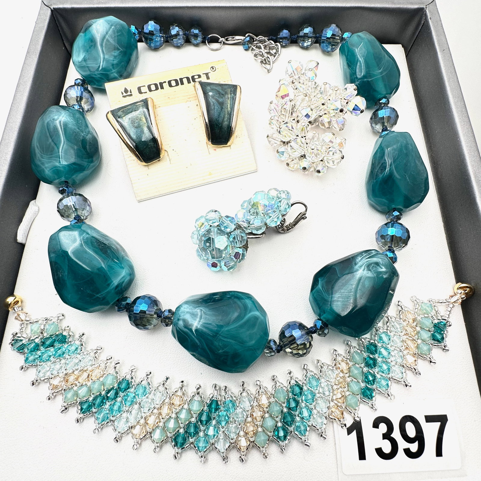 Vintage Jewelry Group Lot Coronet Earrings Original Card Aurora Borealis Earrings Crystal Bracelet: Vintage Jewelry Group Lot Coronet Earrings Original Card Aurora Borealis Earrings Crystal Bracelet